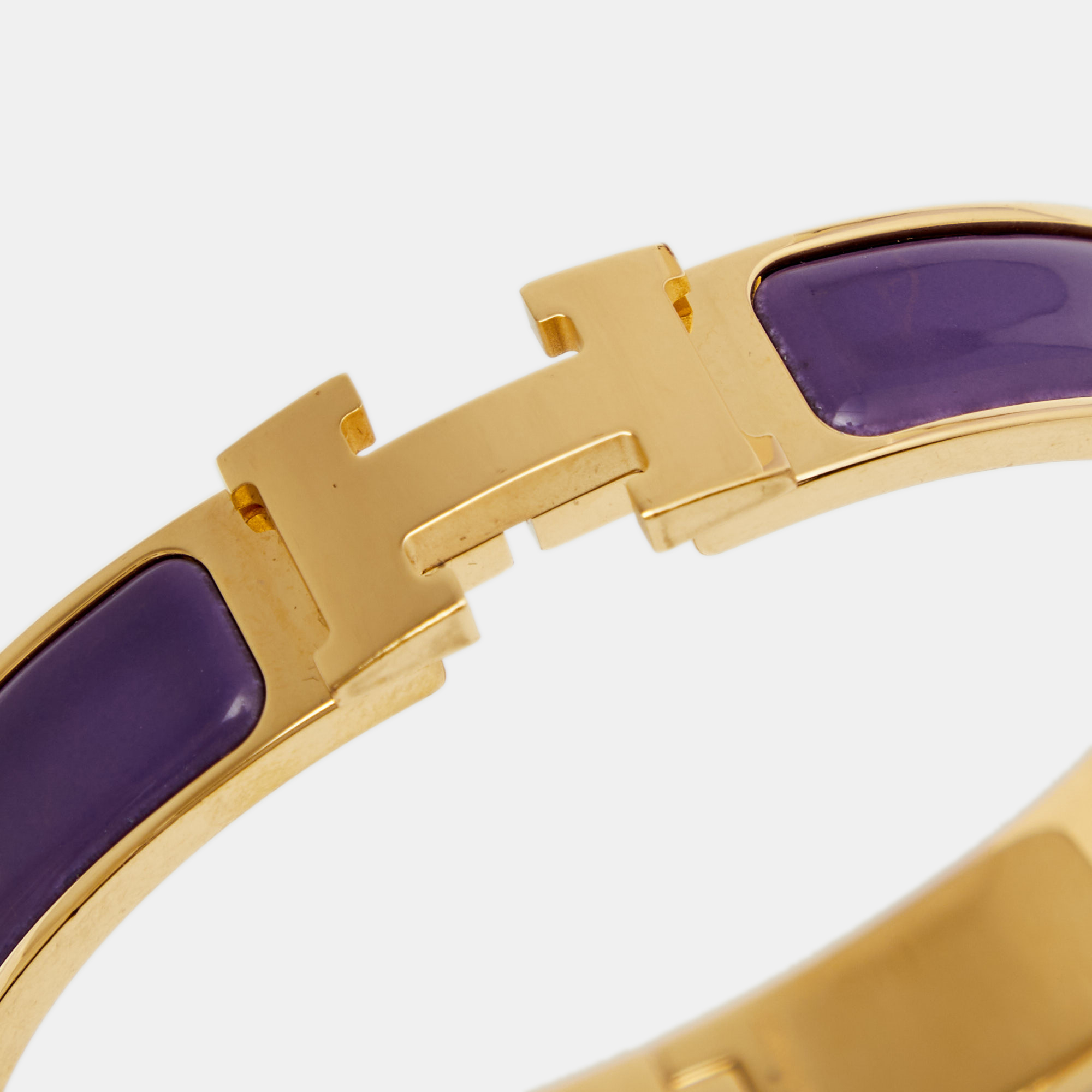 

Hermès Clic H Purple Enamel Gold Plated Narrow Bracelet