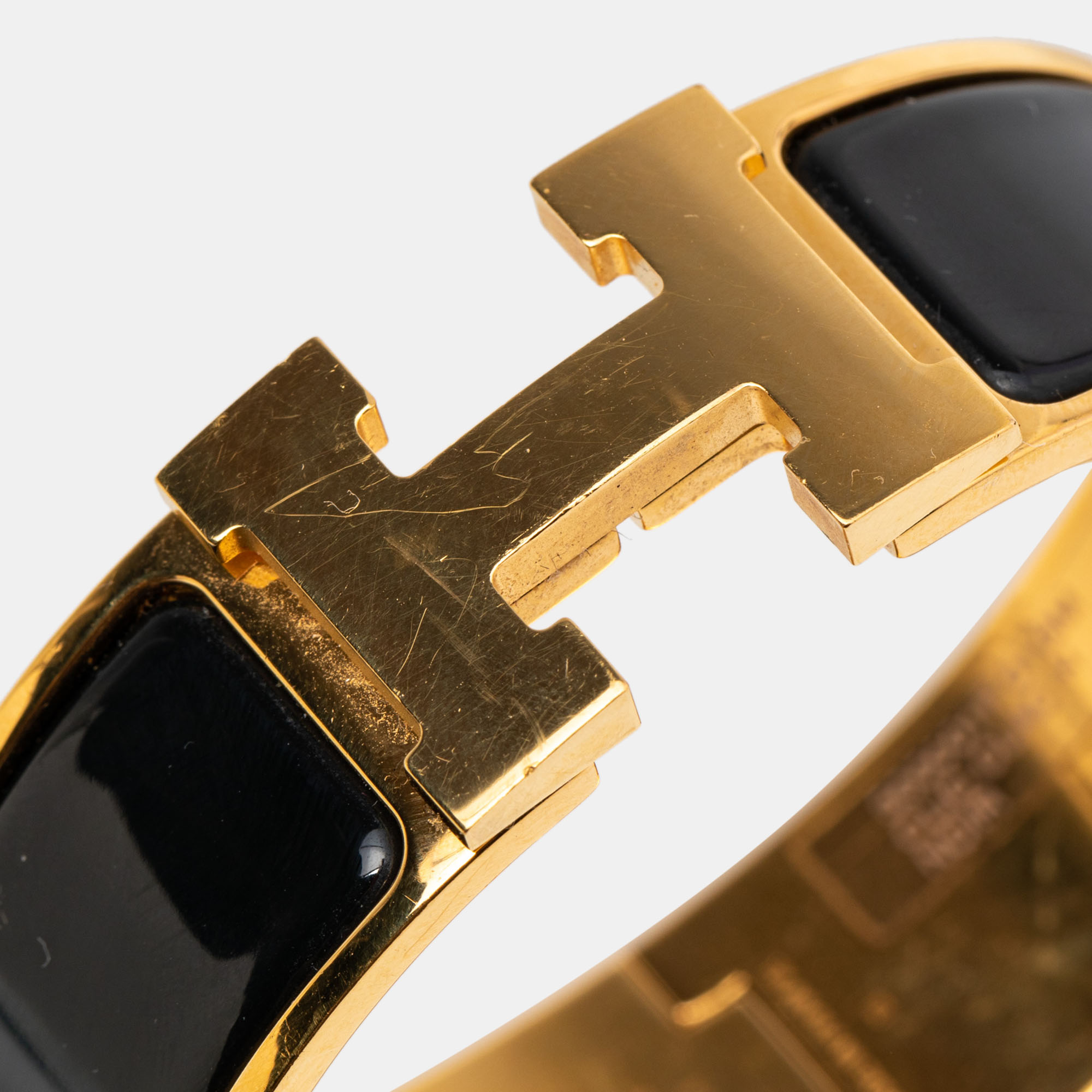 

Hermès Clic Clac H Black Enamel Gold Plated Wide Bracelet