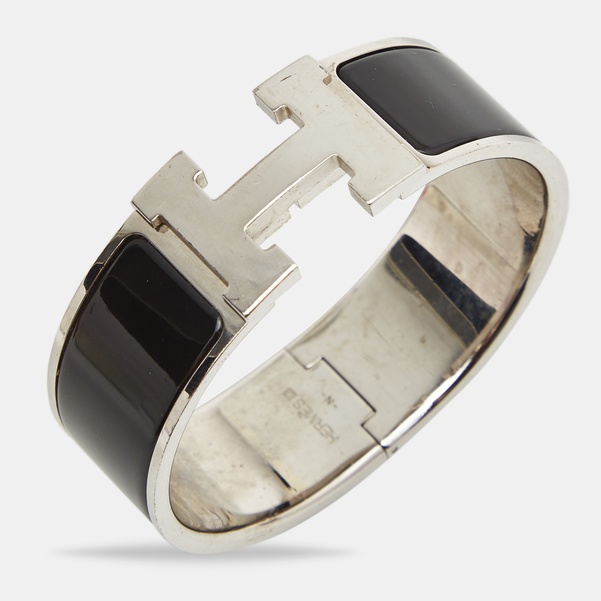 

Hermès Black Enamel Palladium Plated Clic Clac H Bracelet