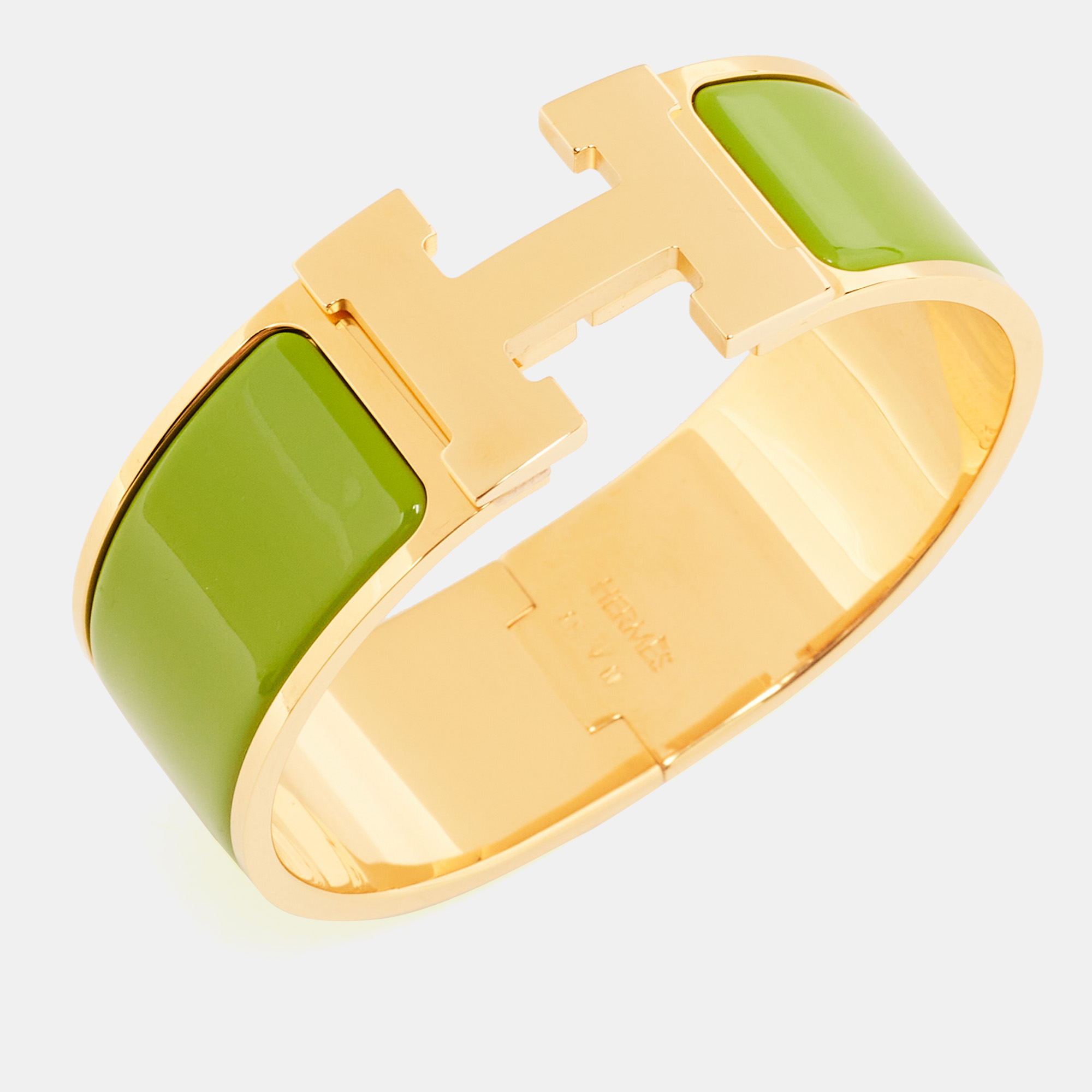

Hermes Clic Clac H Green Enamel Gold Plated Wide Bracelet