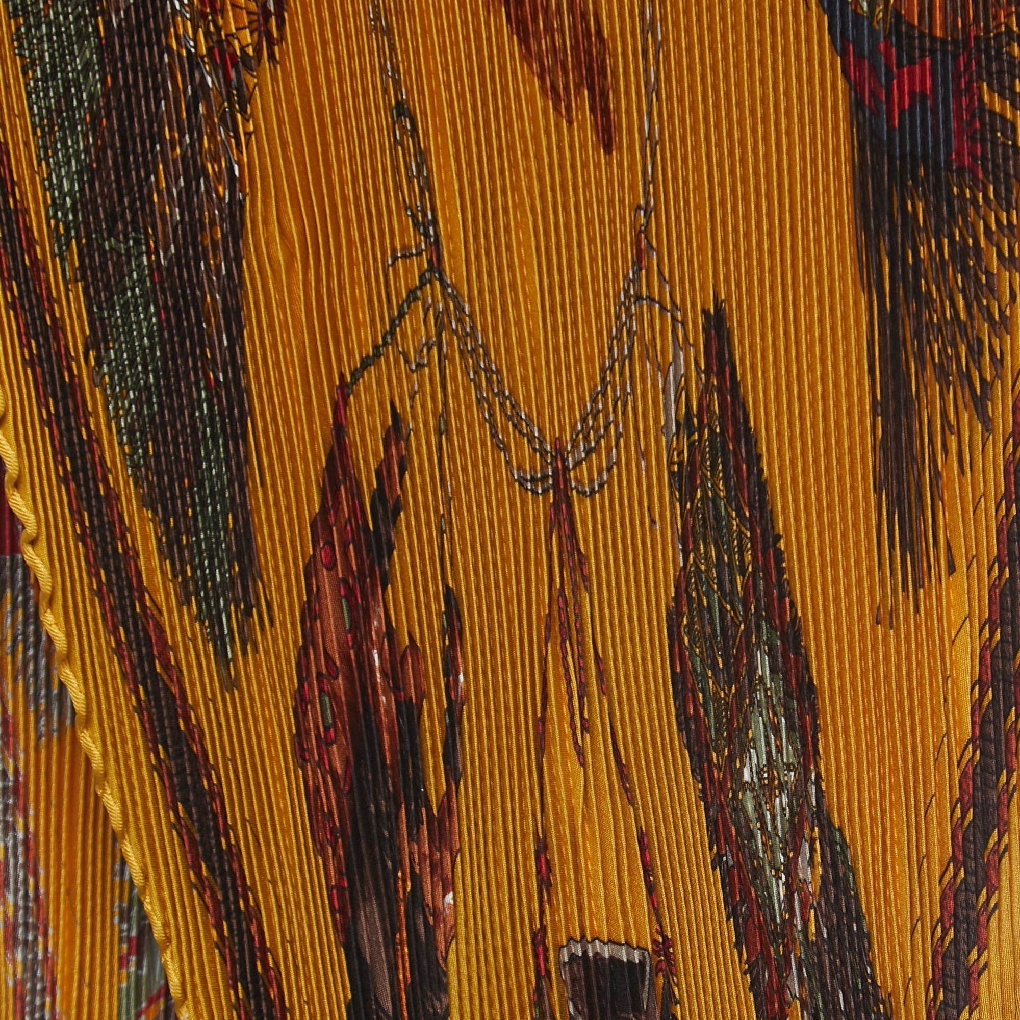 

Hermès Mustard Yellow Cuirs Du Desert Printed Silk Plisse Scarf