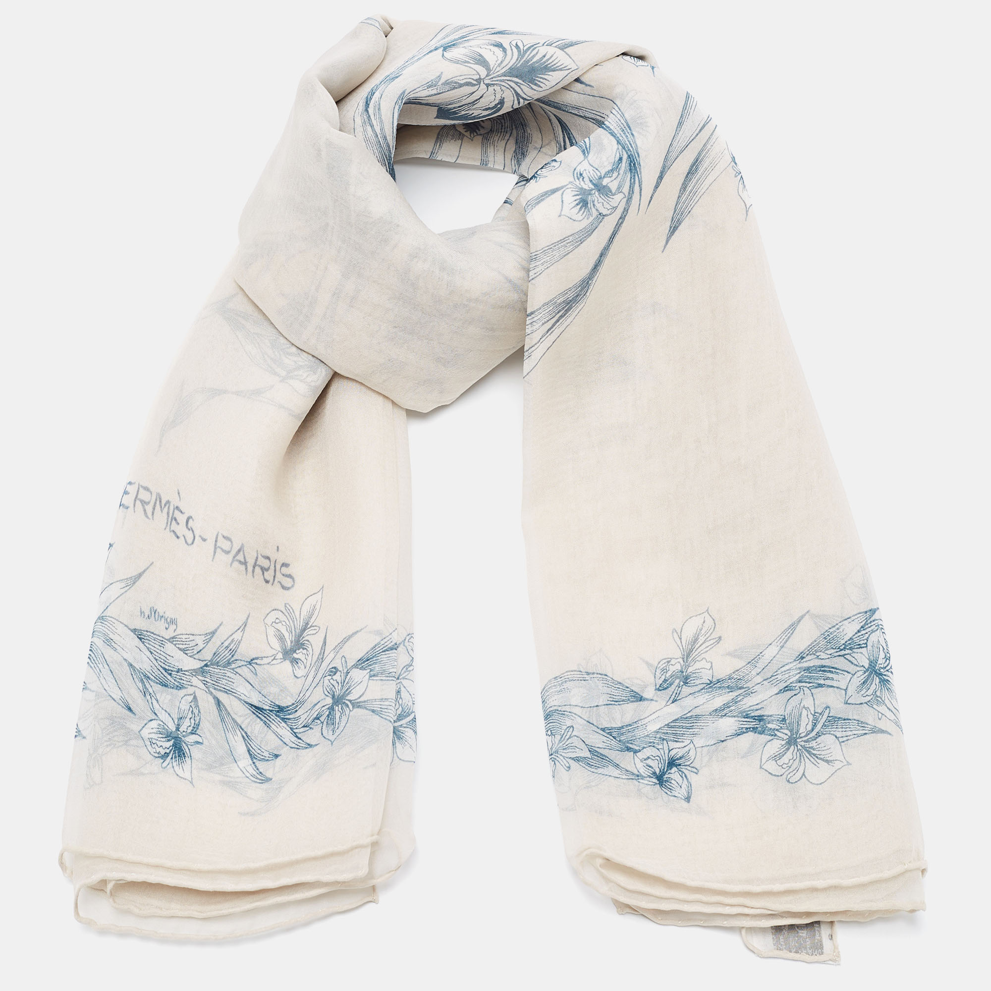 

Hermès Off-White Printed Silk Square Scarf
