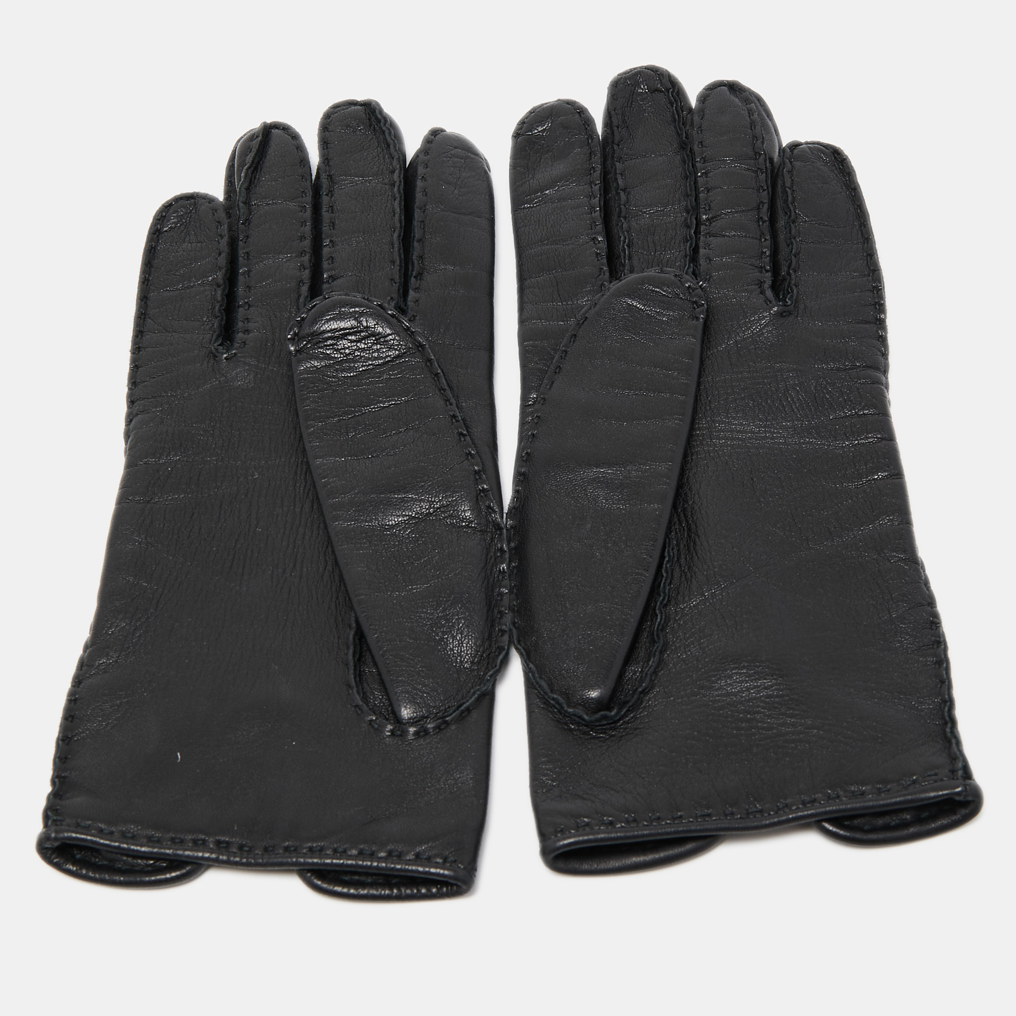 

Hermes Black Leather Clou de Selle Gloves 6 1/2