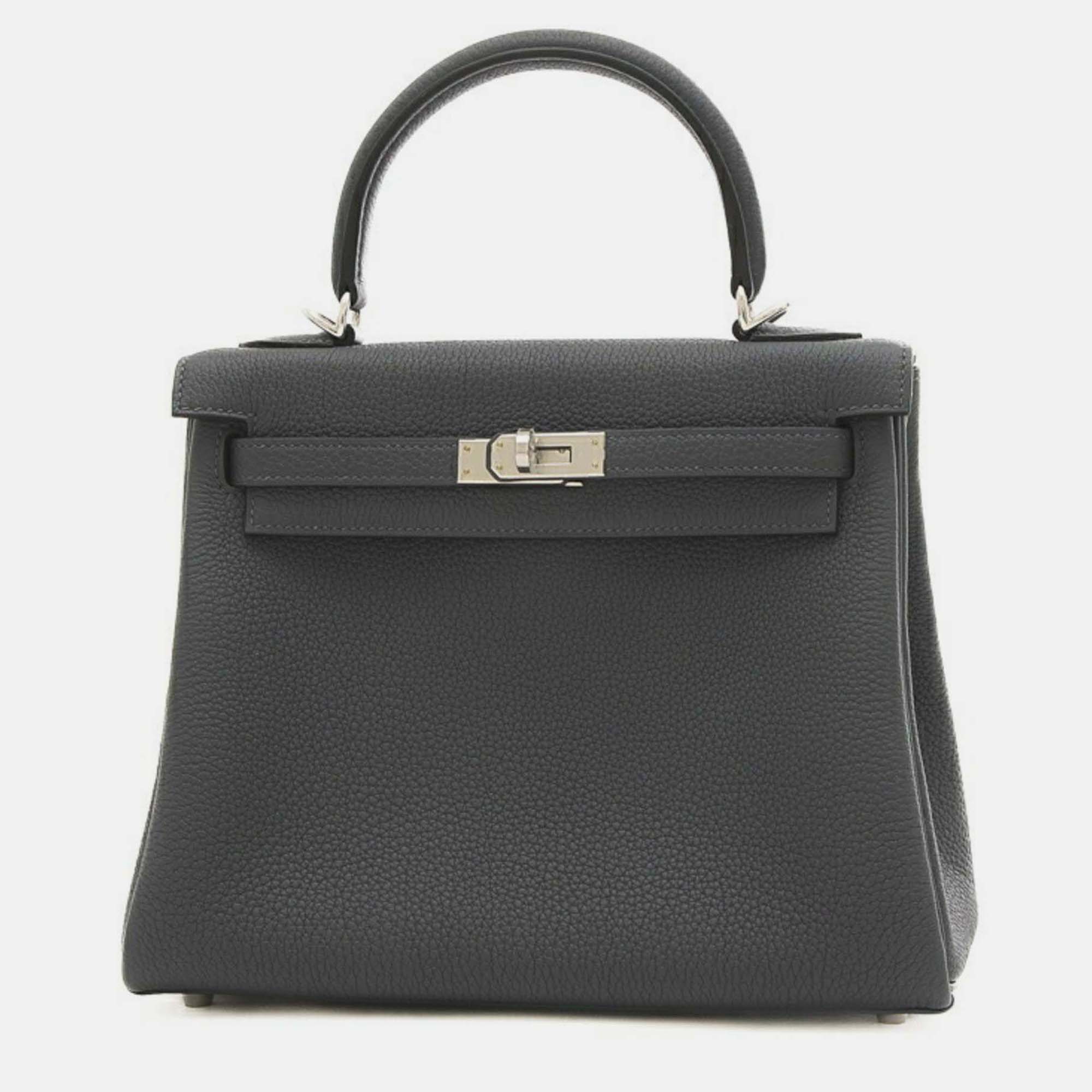 Pre-owned Hermes Grimist Togo Kelly 25 Handbag In Black