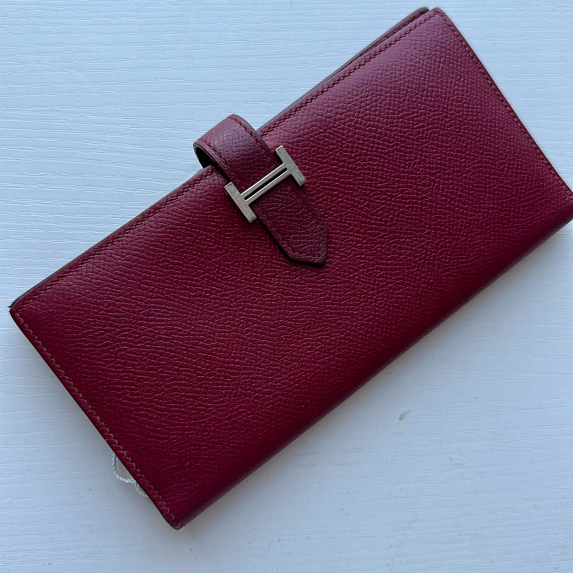 

Hermes Rouge Epsom Leather Bearn Wallet, Red