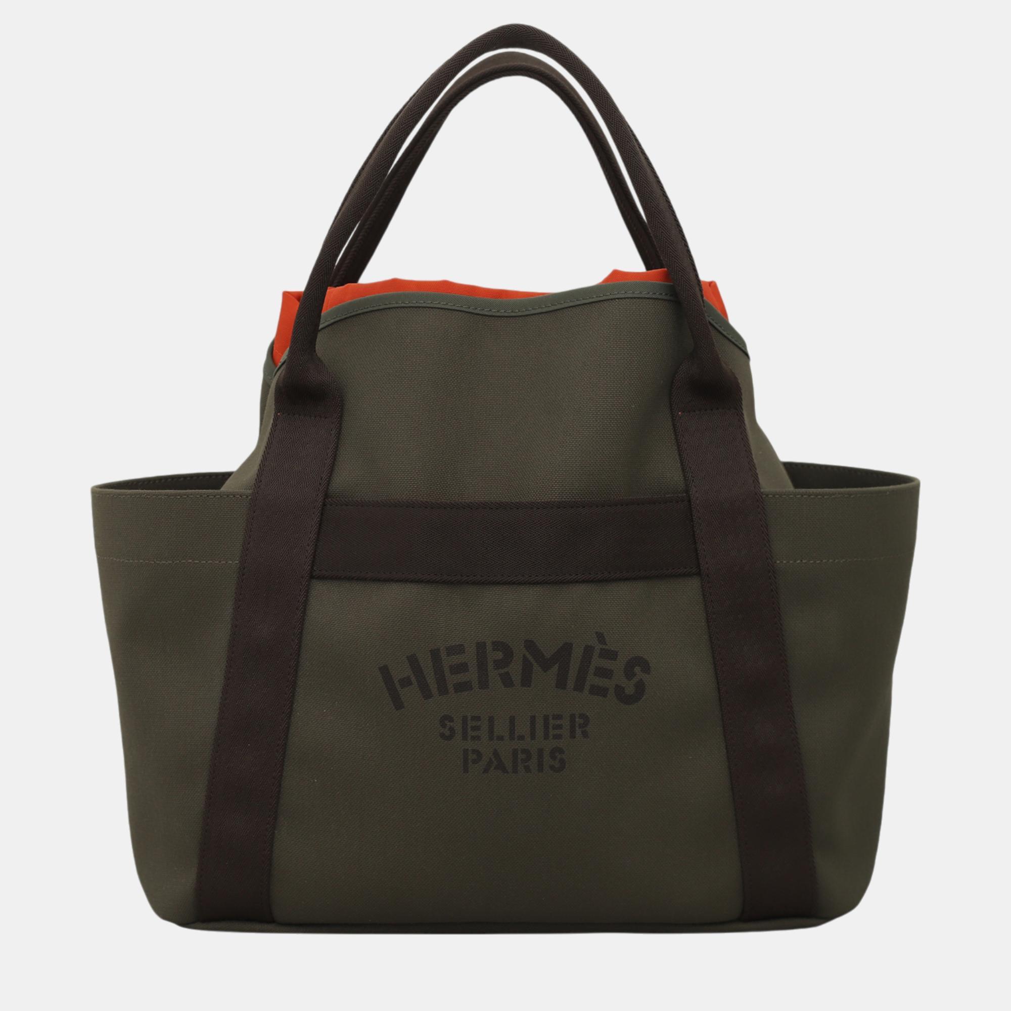 

Hermes The Grooming Bag, Brown