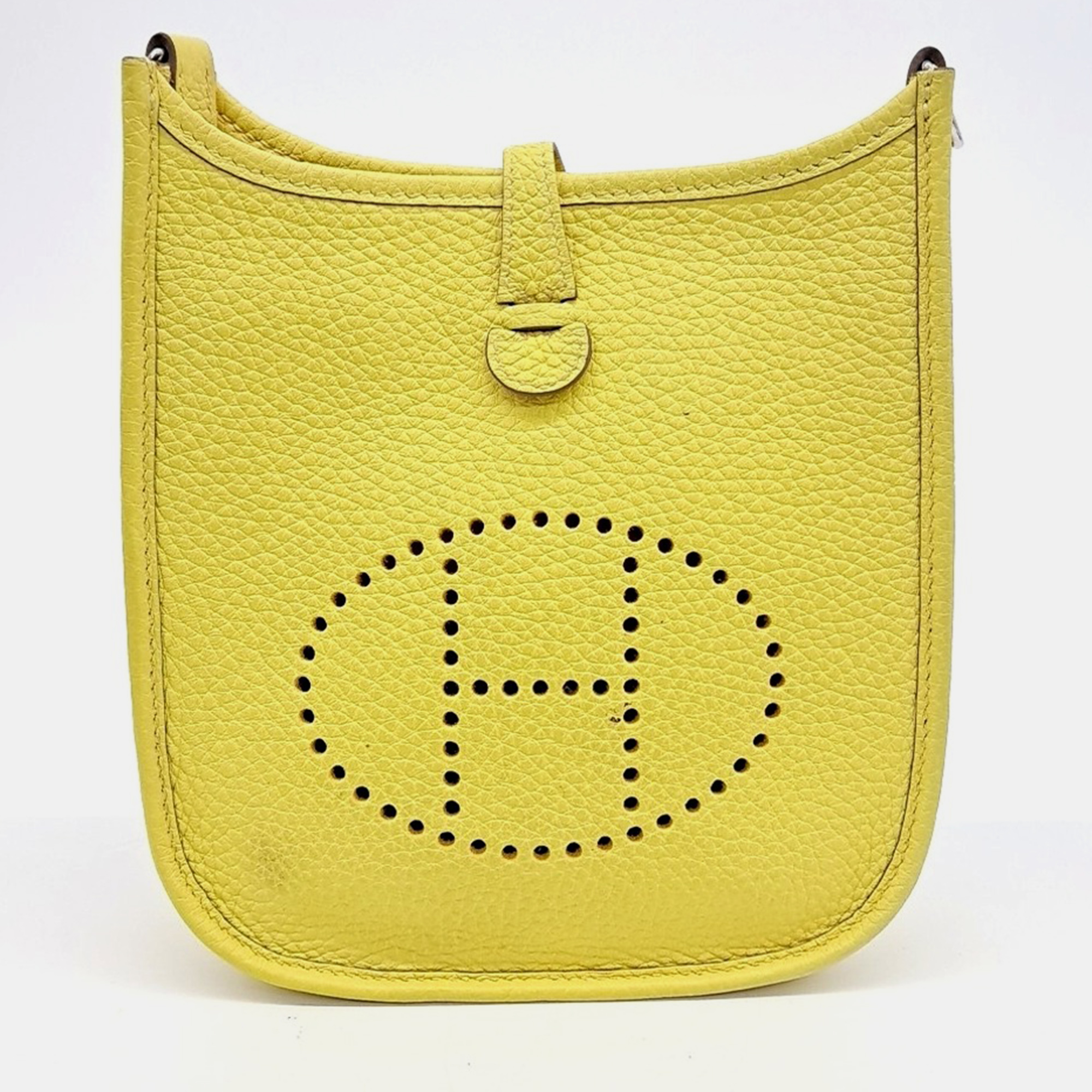 

Hermes Evelyn 16 bag, Yellow