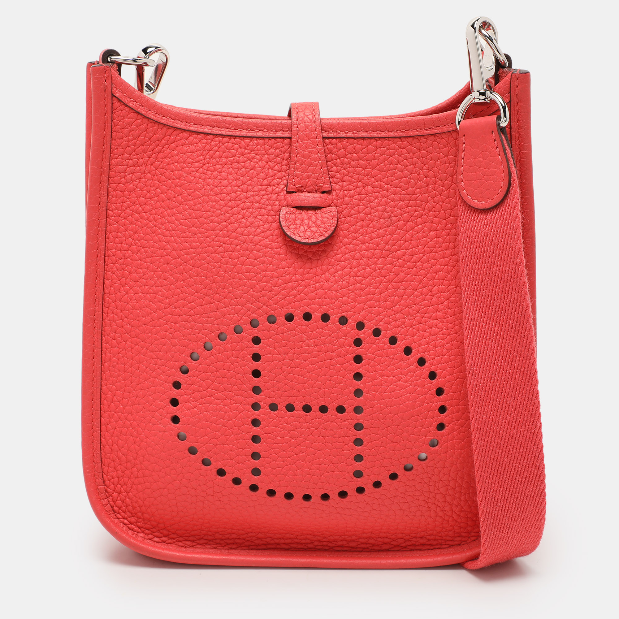 

Hermes Bougainvillier Taurillon Clemence Leather Evelyne TPM Bag, Red