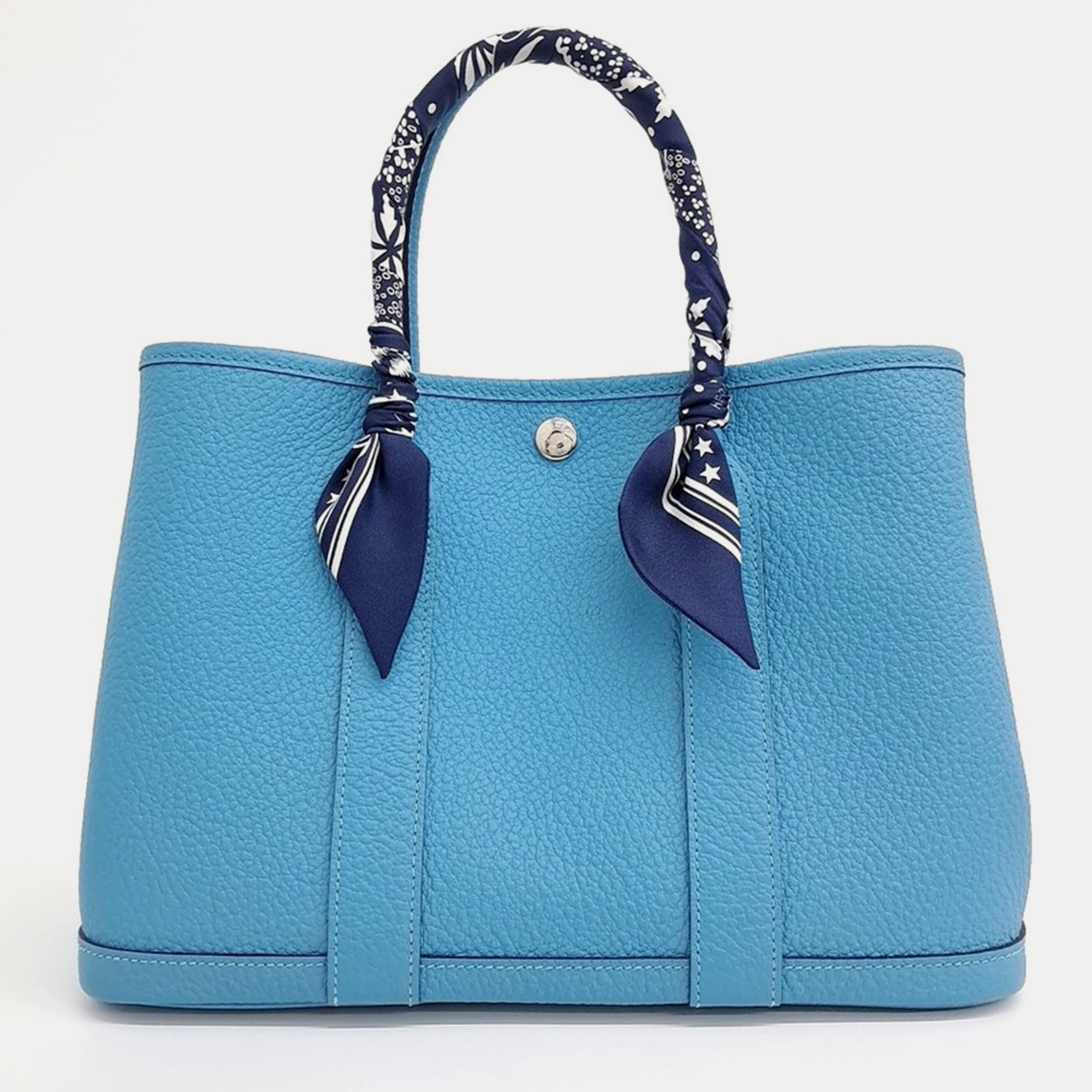 

Hermes Blue Leather Garden Party 30 Bag