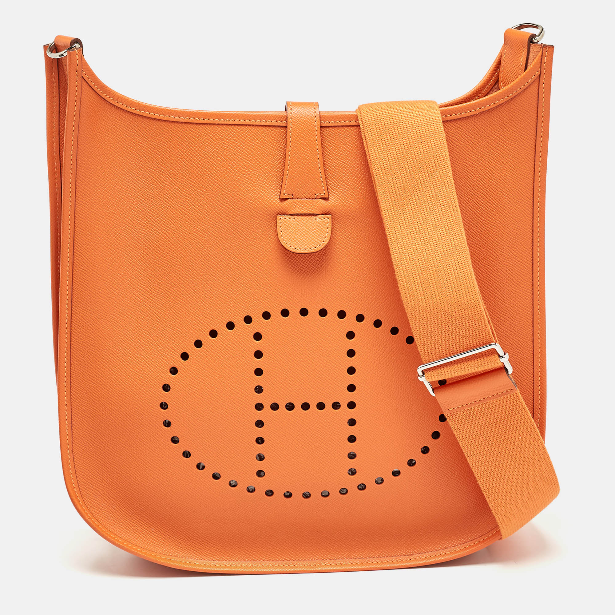 

Hermes Feu Epsom Leather Evelyne III GM Bag, Orange