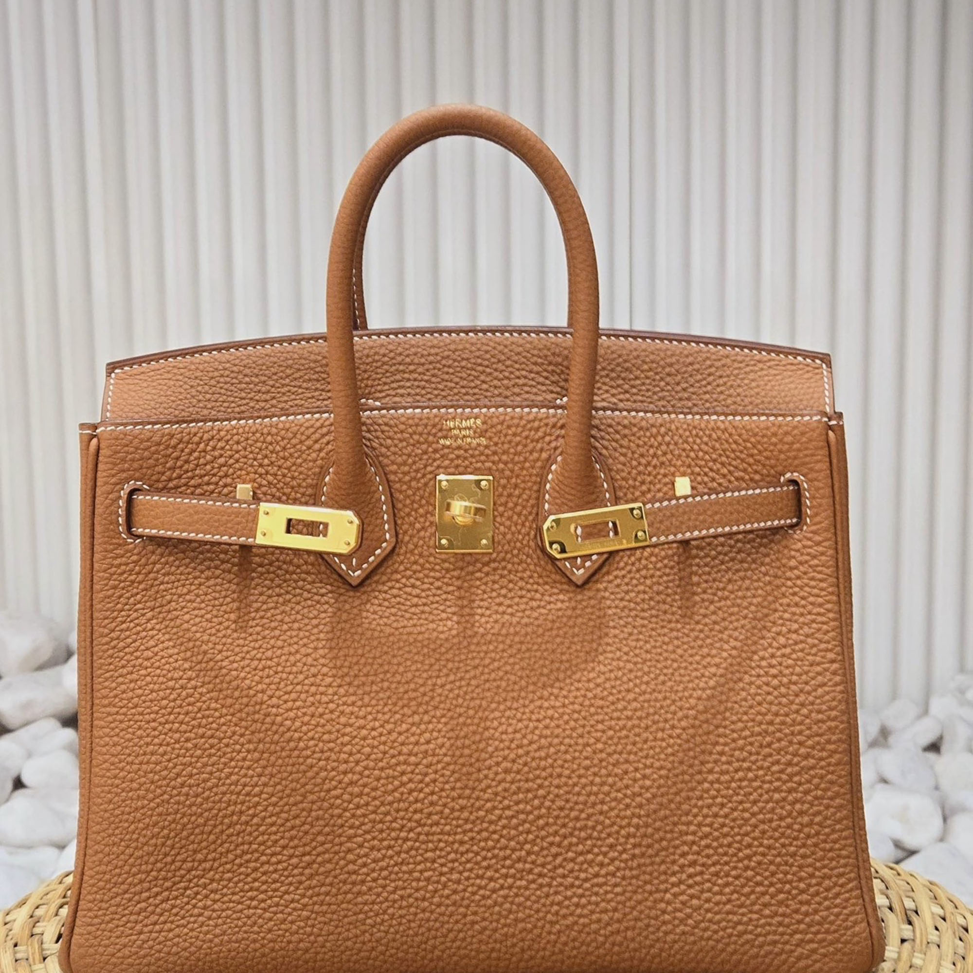Hermes Gold Brown Togo Leather Birkin 25 bag 