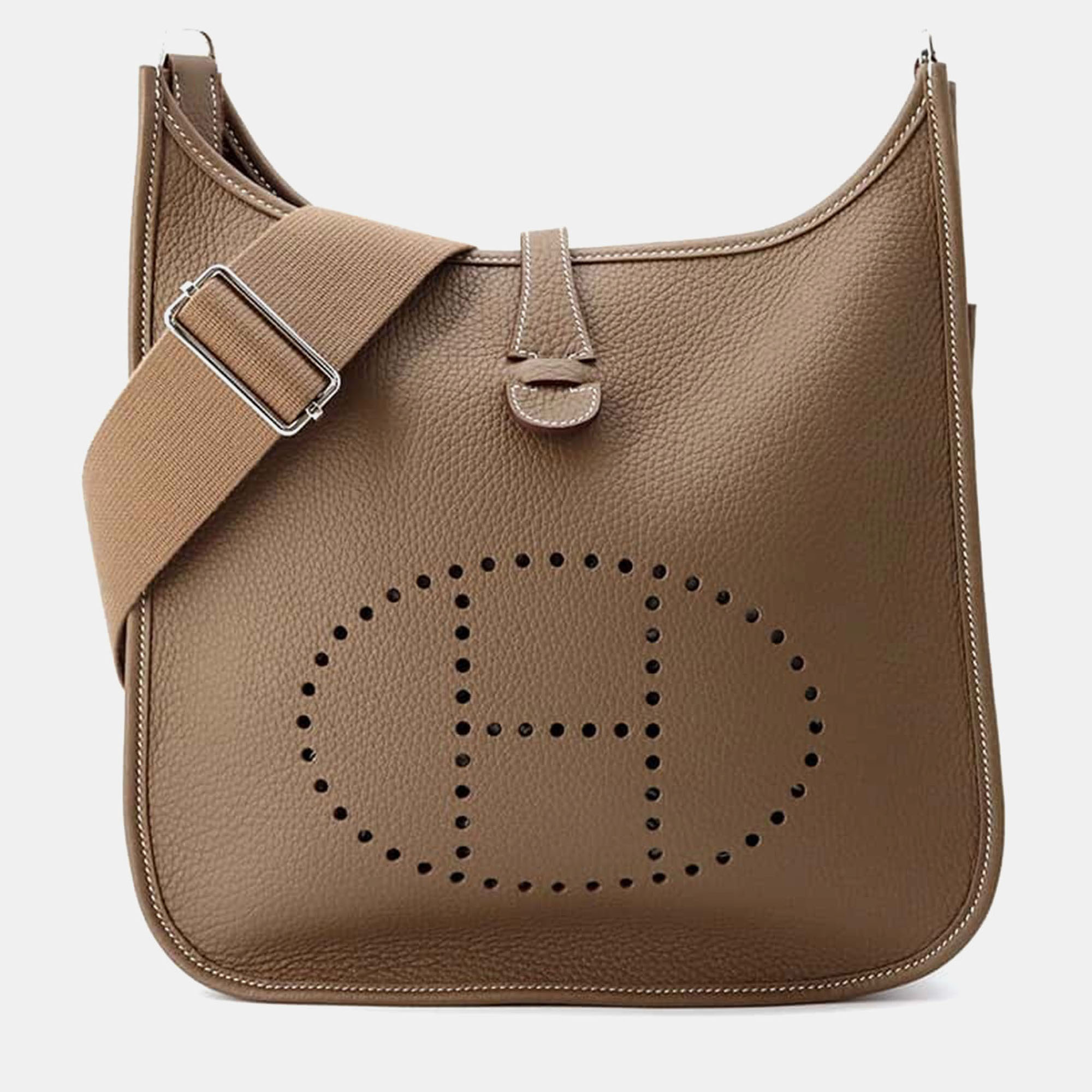 

Hermes Evelyne 3 Etoupe Taurillon Clemence Size Pm, Brown