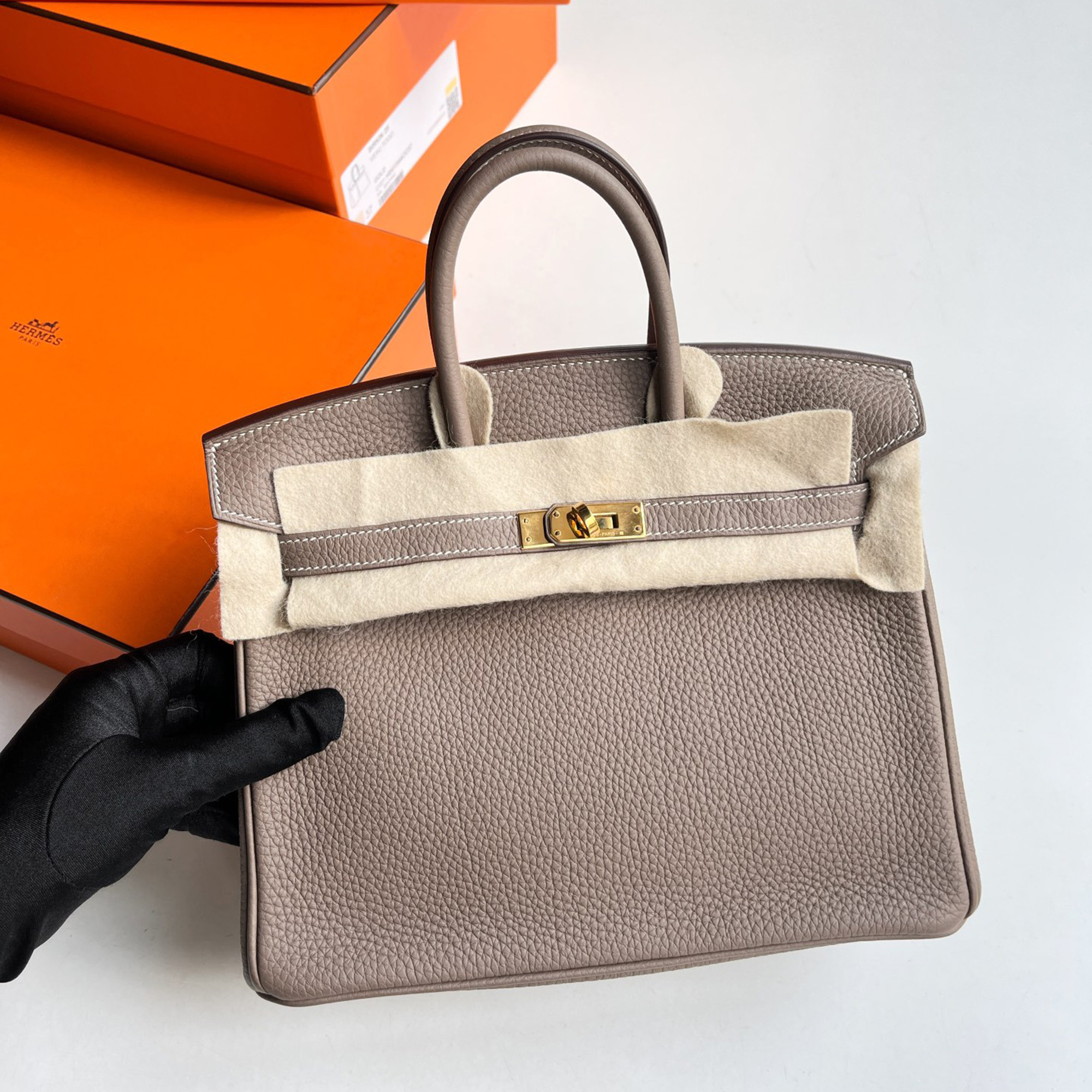 

Hermes Etoupe Clemence Leather Birkin 25 Bag, Brown