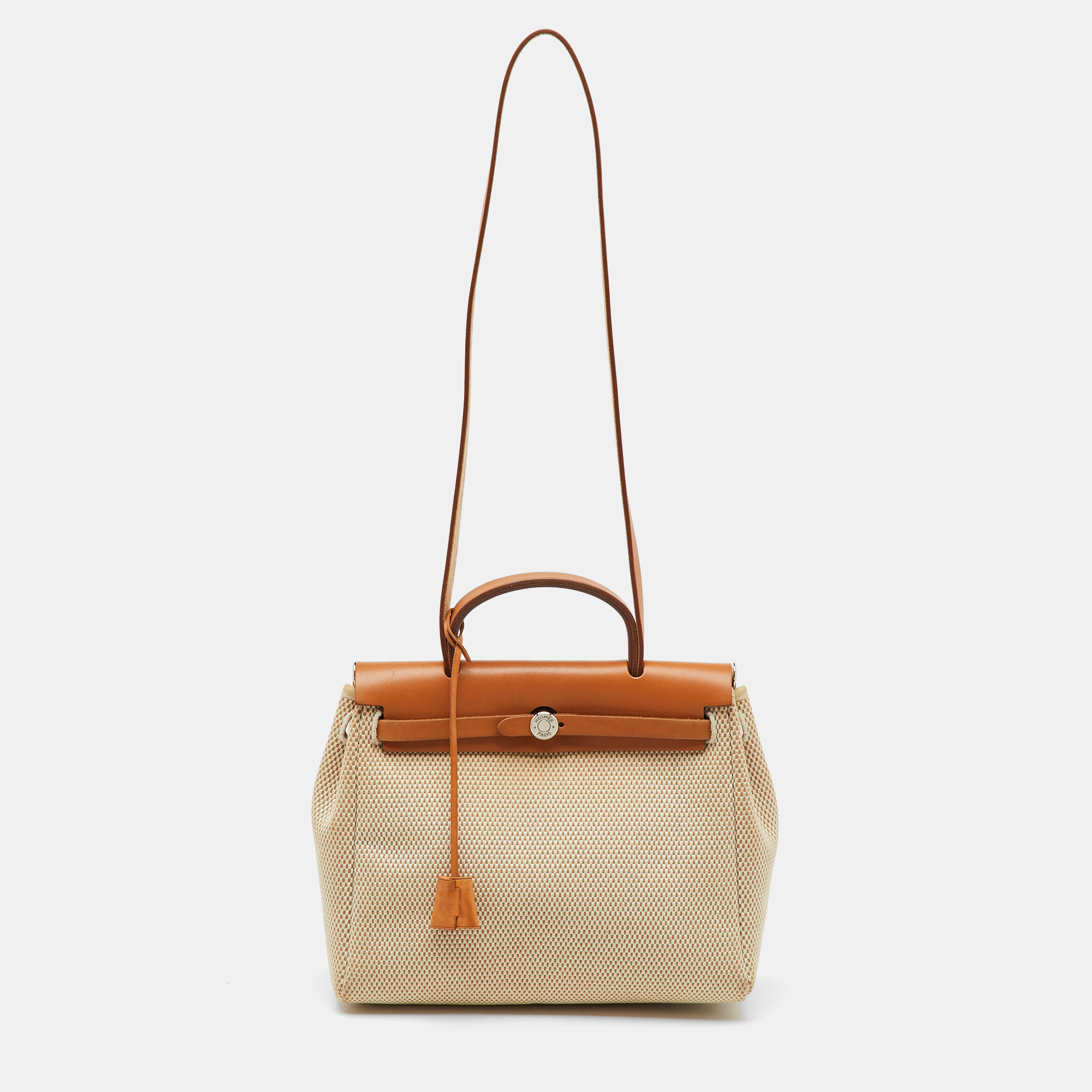 Pre-owned Hermes Hermès Ecru/natural Toile Canvas And Vache Leather Herbag 31 Bag In Sand