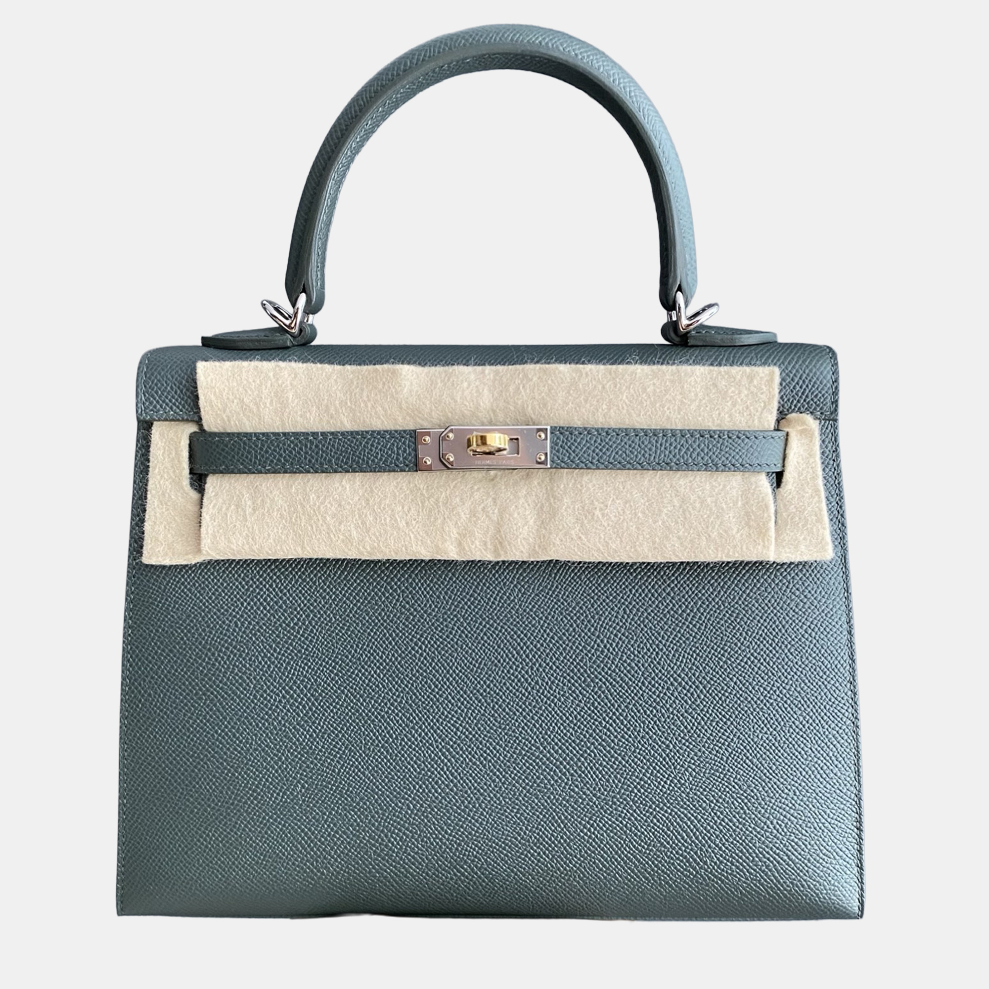 

Hermes Kelly 25 Grey Leather Handbag, Green