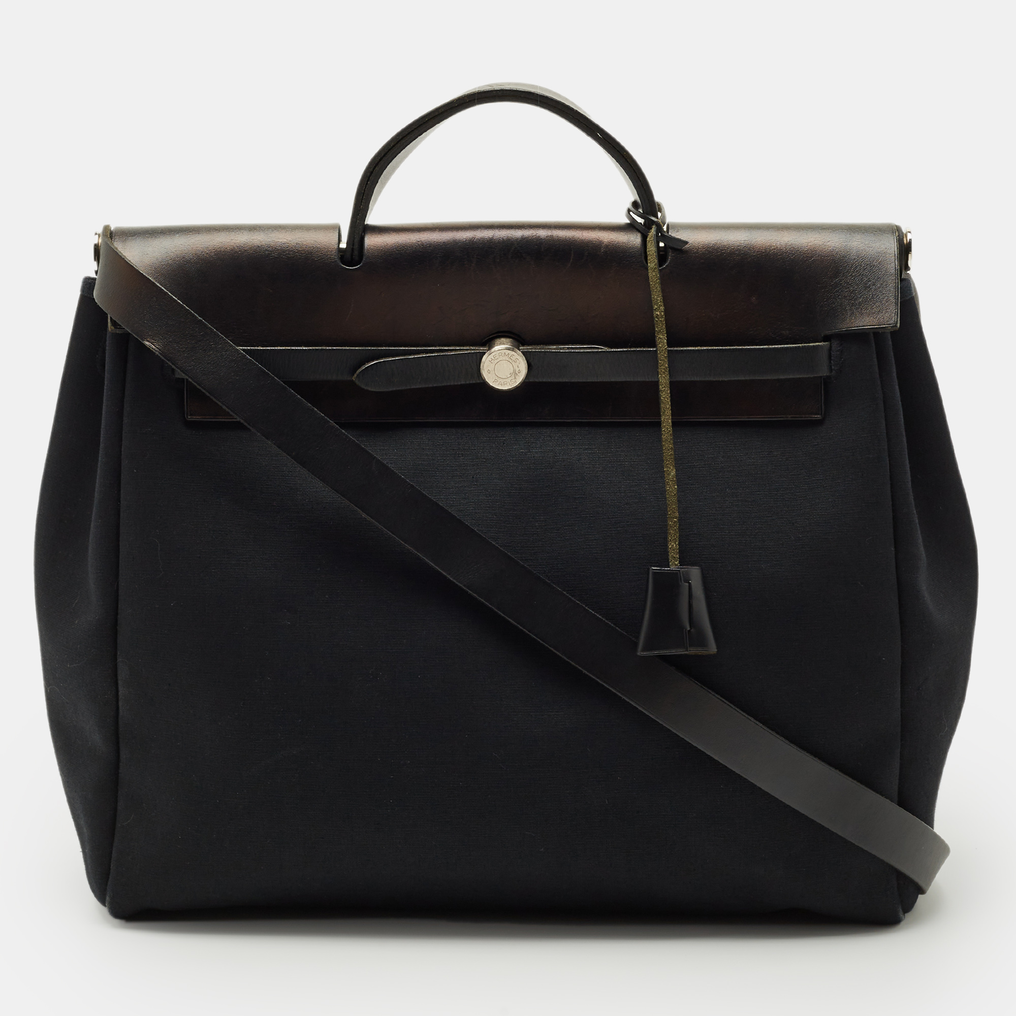 Pre-owned Hermes Black Canvas And Leather 2 In 1 Herbag 39 Bag