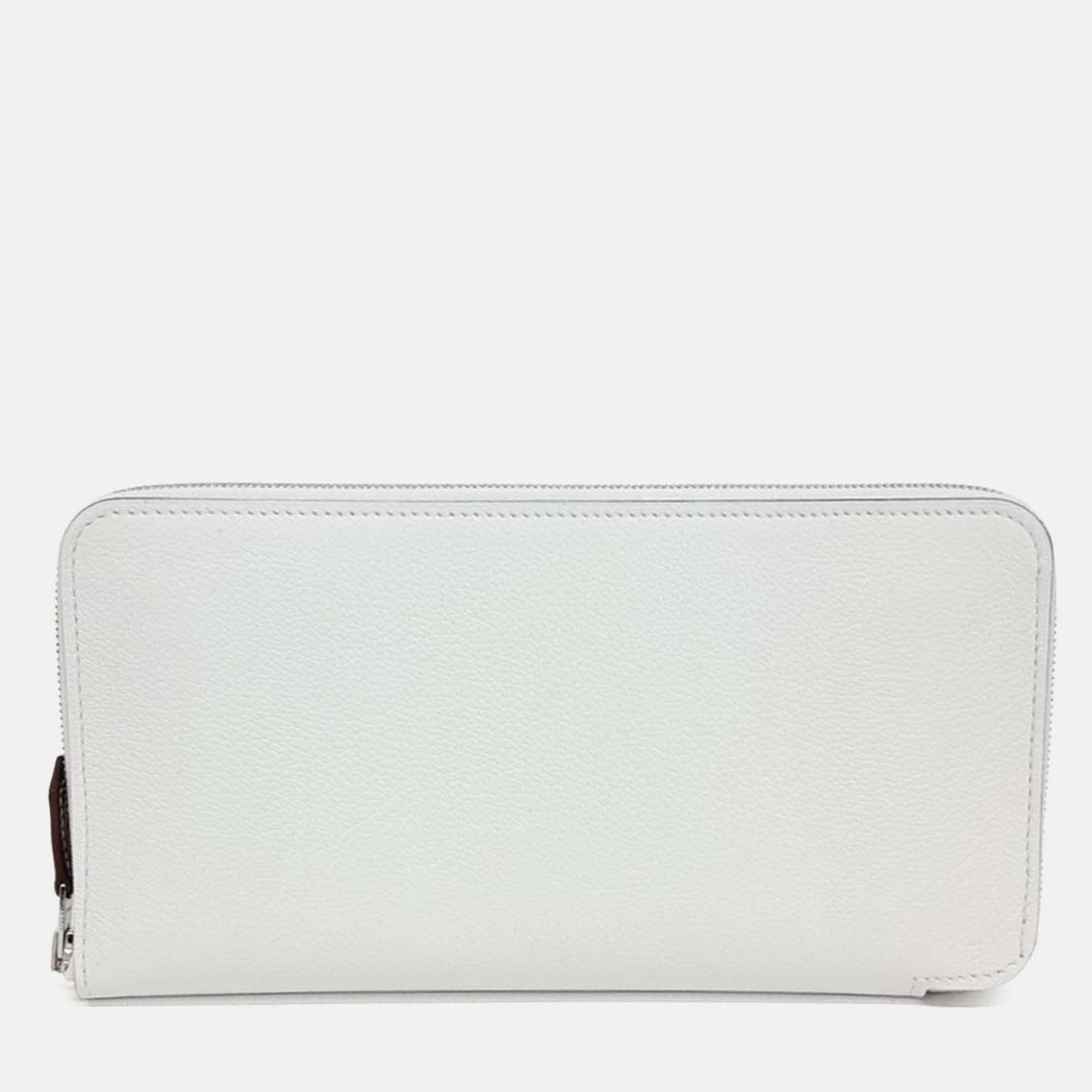 

Hermes White Leather Silky Long Wallet