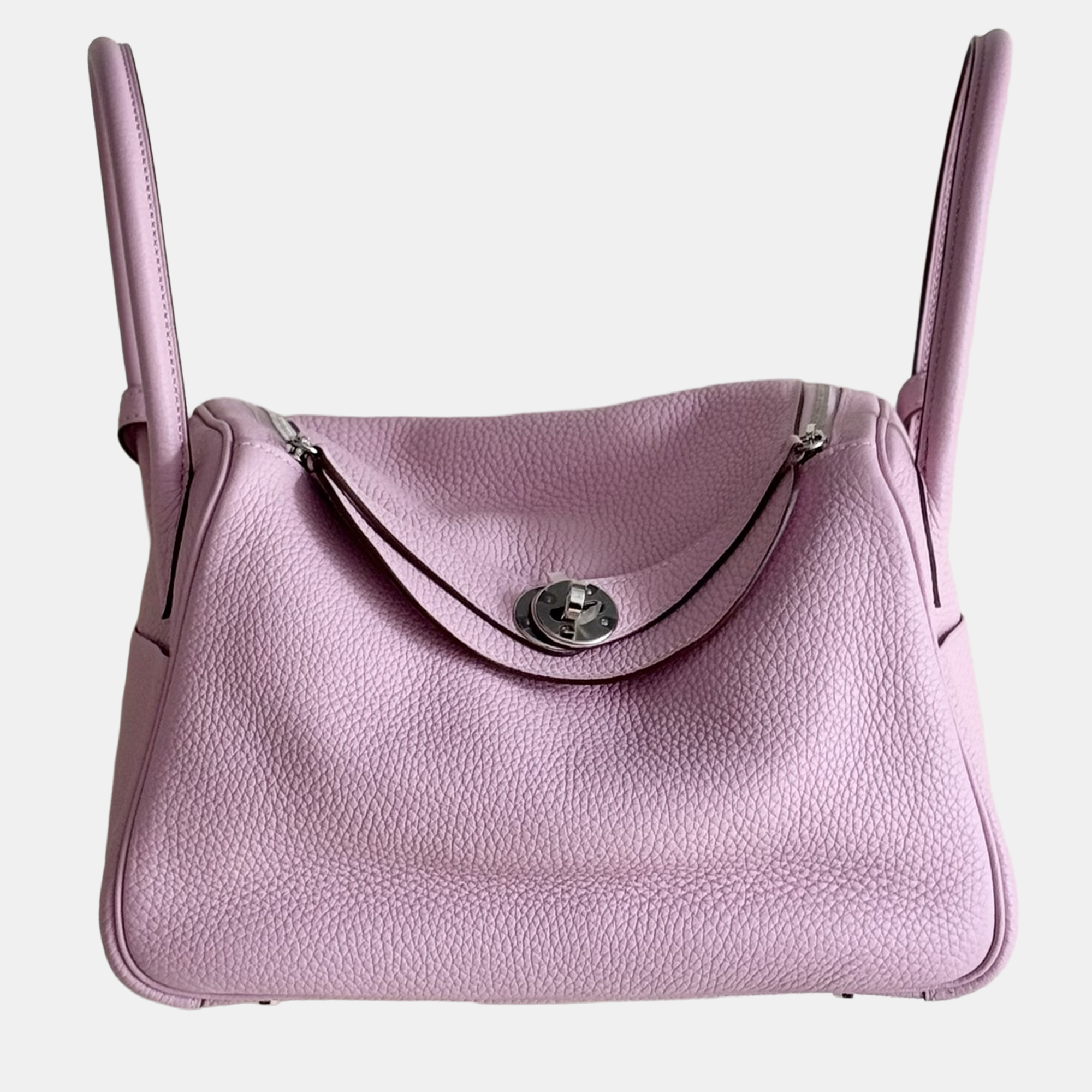 

Hermes Lindy 26 Pink Taurillon Clemence with Palladium Hardware