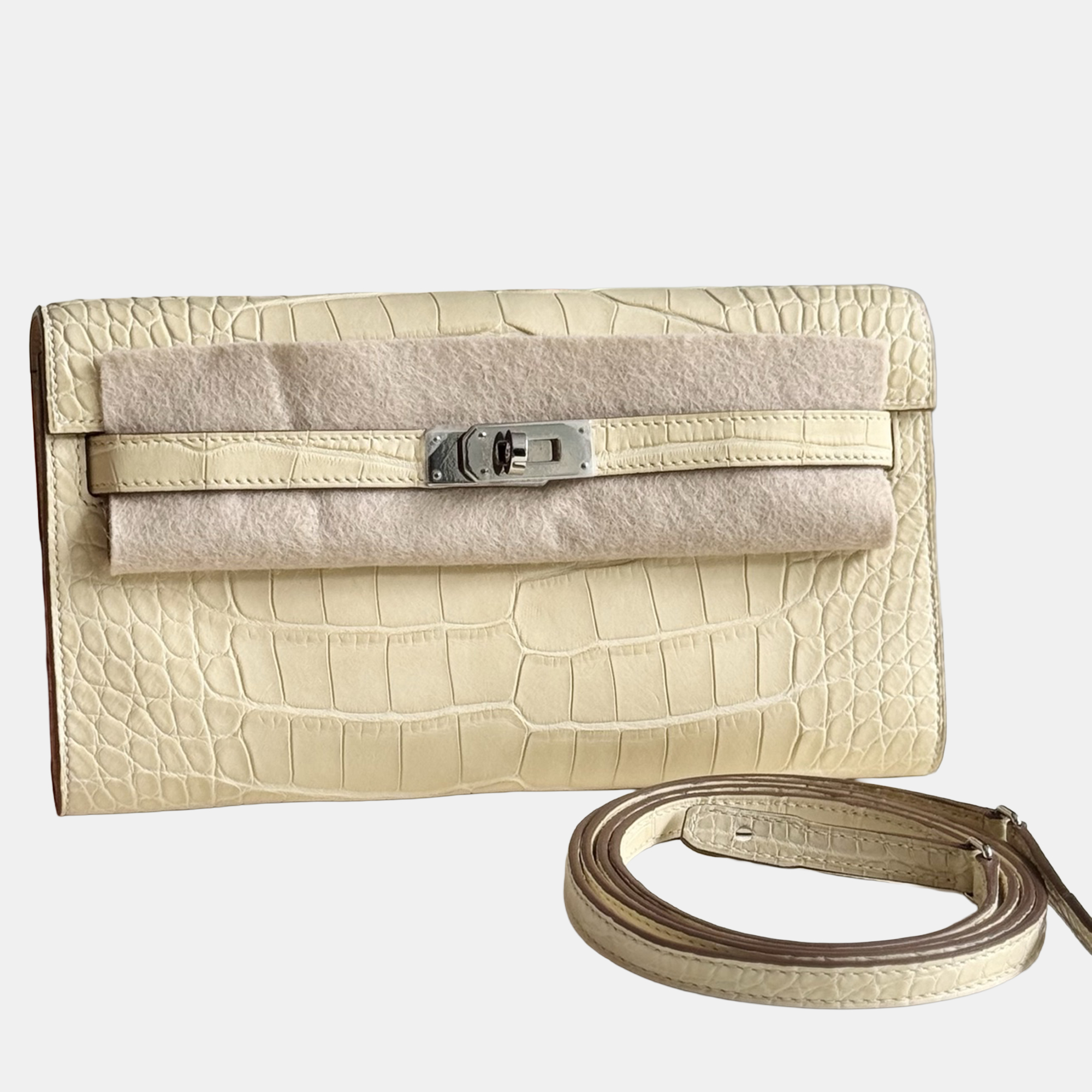 

Hermes Kelly To Go Vanilla Matte Crocodile Palladium Hardware, Cream