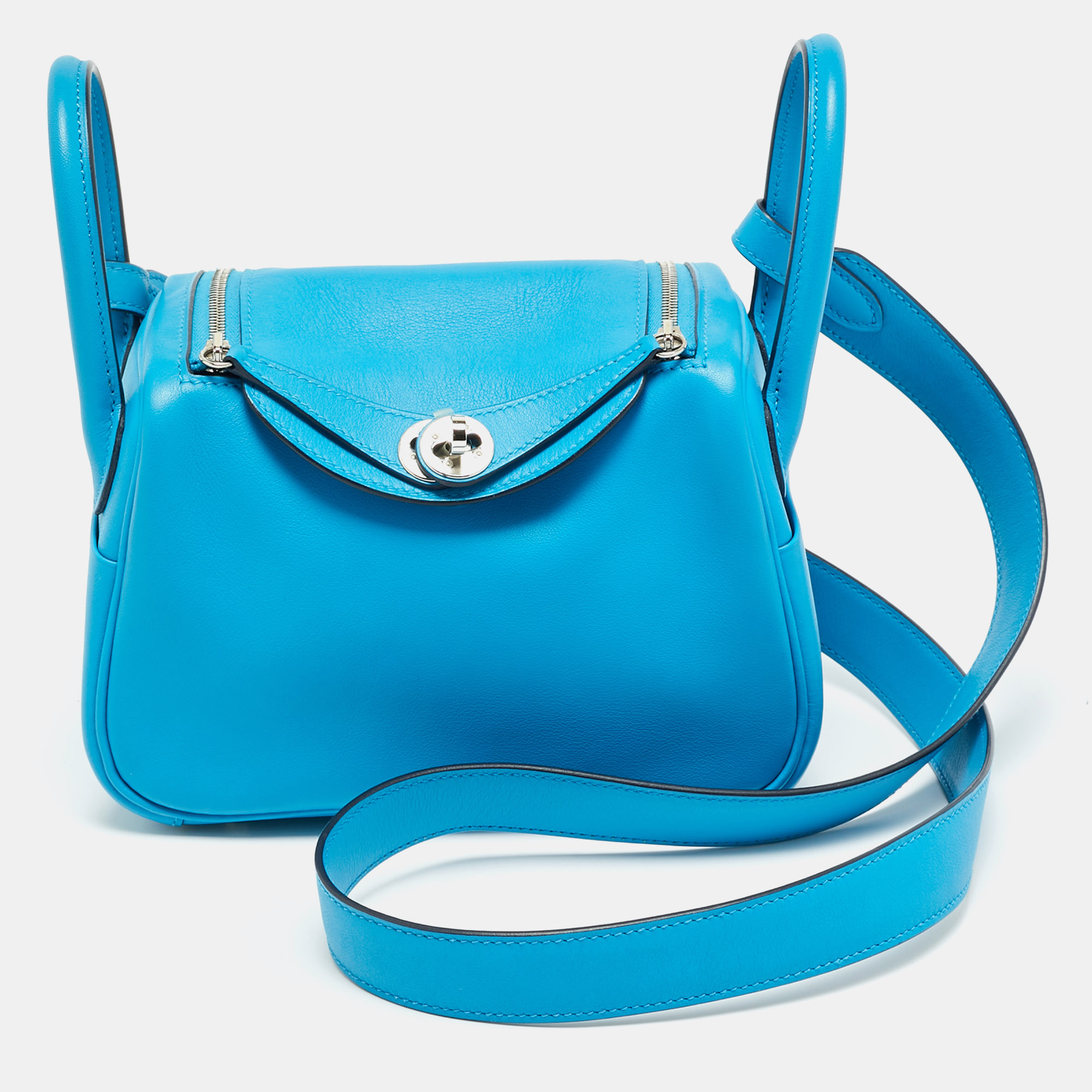 

Hermes Lindy Mini Palladium Finish Bleu Frida Swift Leather Shoulder Bag, Blue