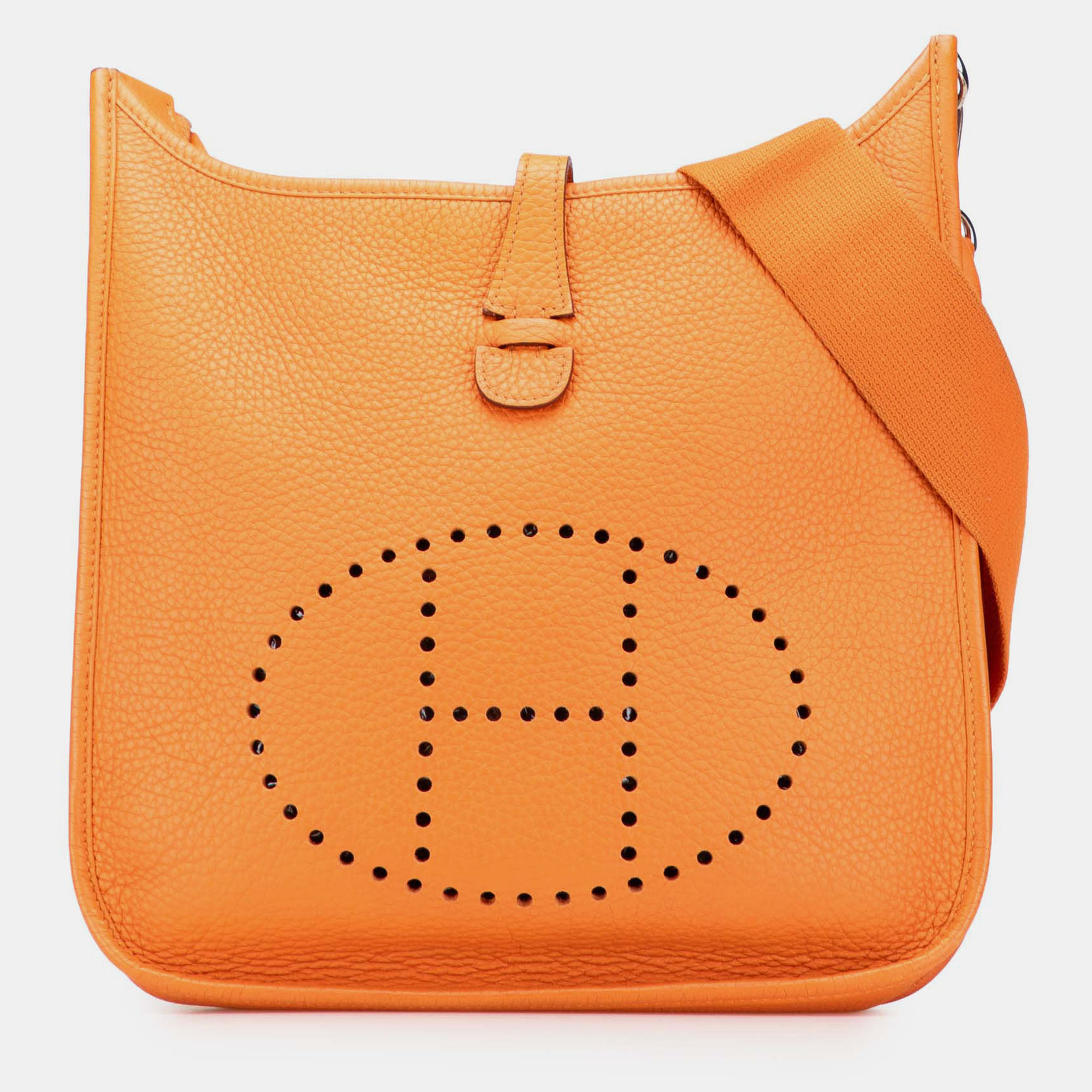 

Hermes Orange Clemence Evelyne III PM