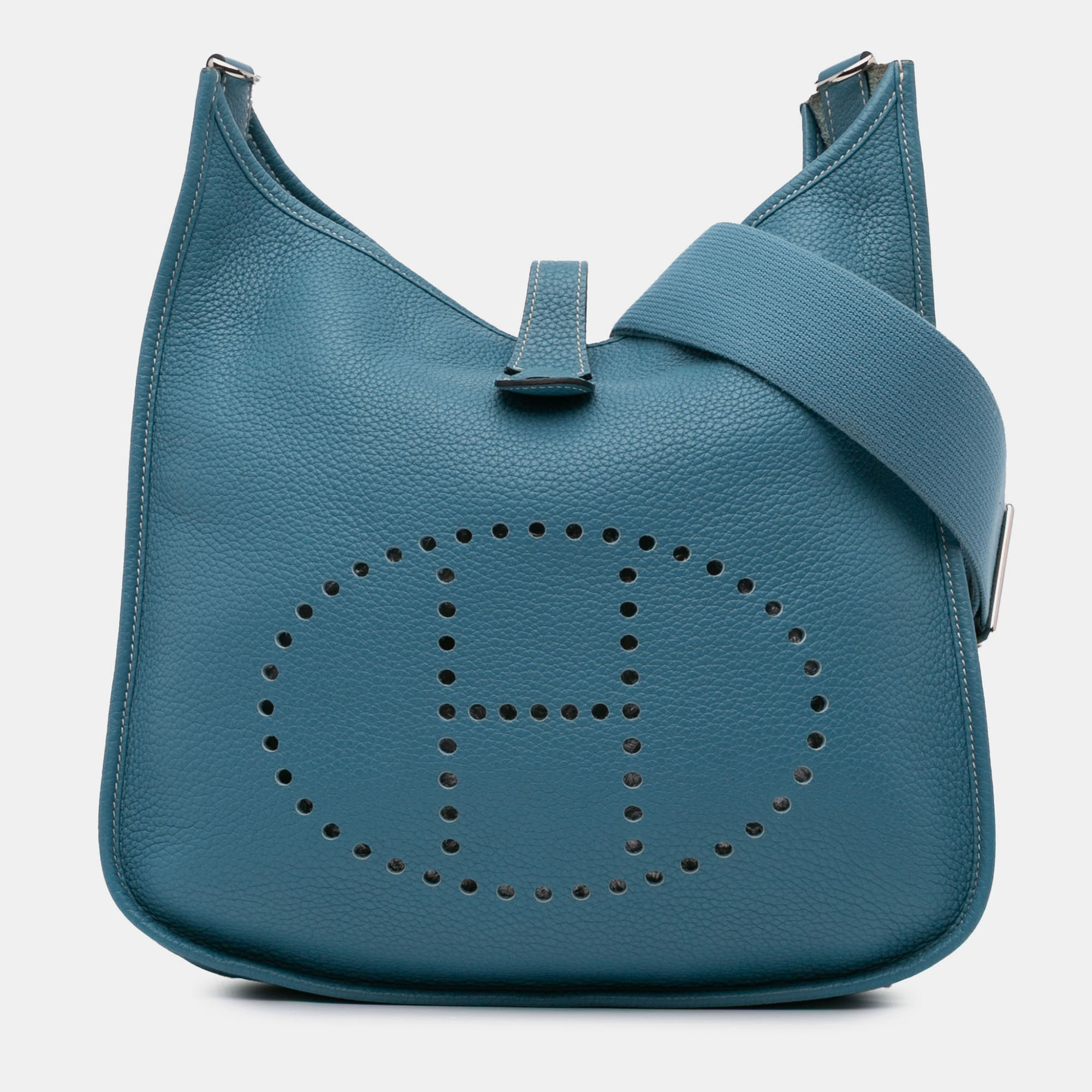 

Hermes Blue Clemence Evelyne III 29
