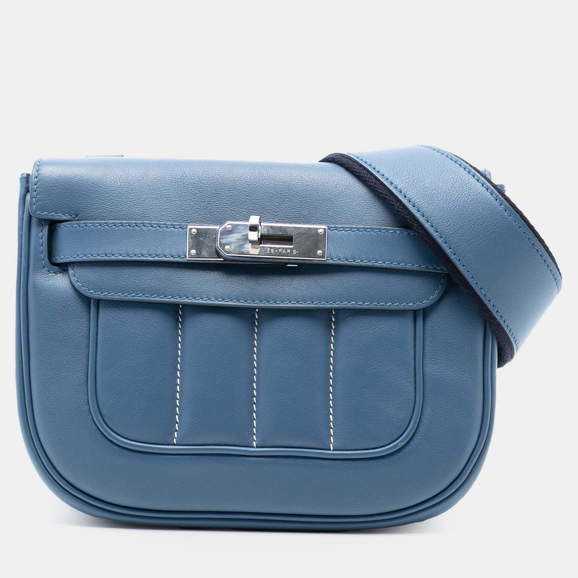 Pre-owned Hermes Blue Swift Berline 28