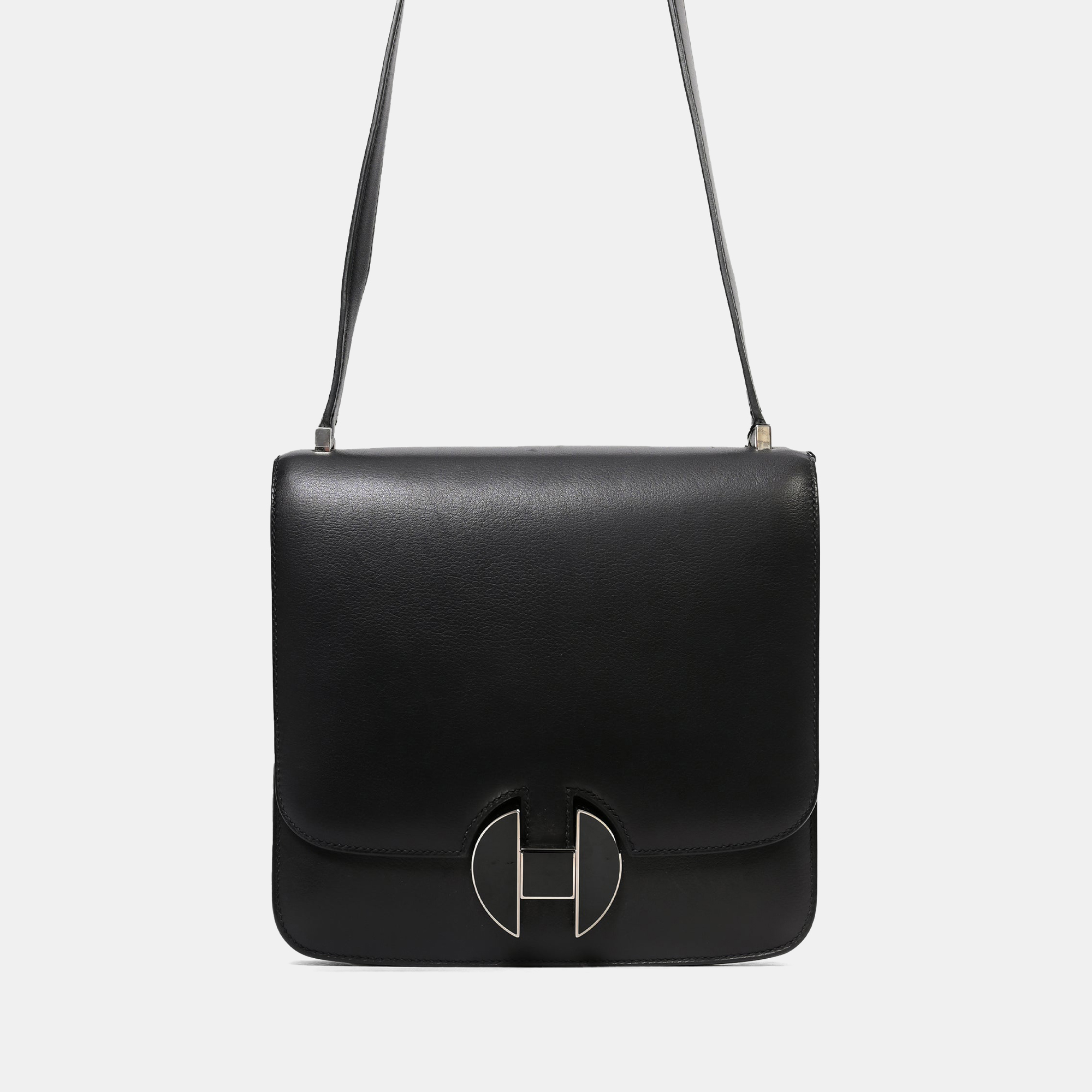 

Hermes 2018 Black Evercolor Leather 2002 20 Crossbody Bag