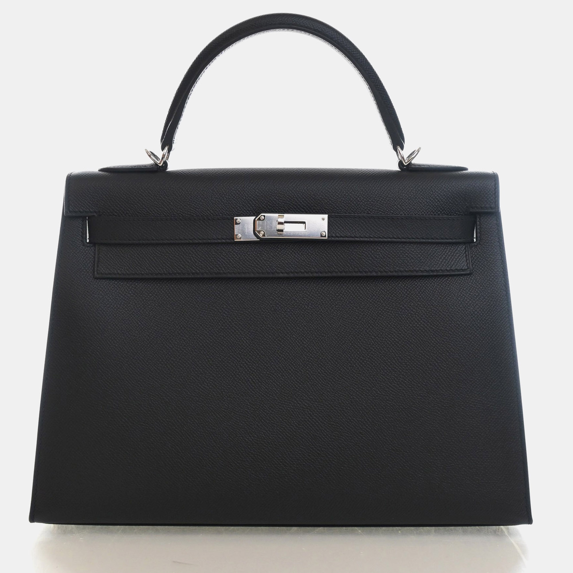 Hermès Kelly at The Luxury Closet