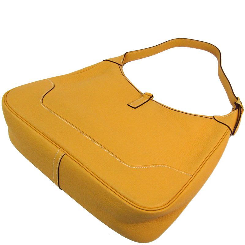 

Hermes Saffron Taurillon Clemence Leather Trim 31 Shoulder Bag, Yellow