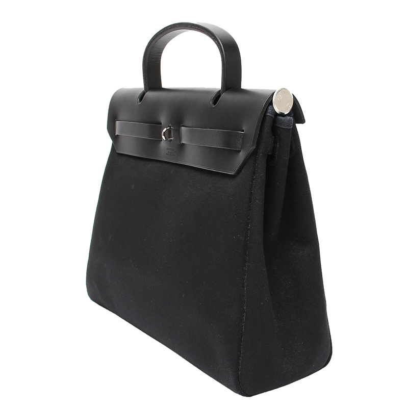 

Hermes Black Leather Shoulder Bag