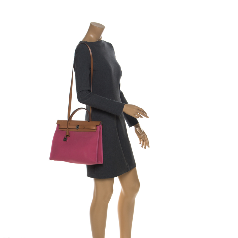 

Hermes Rose Lipstick/Natural Canvas and Leather Herbag Zip 31 Bag, Pink