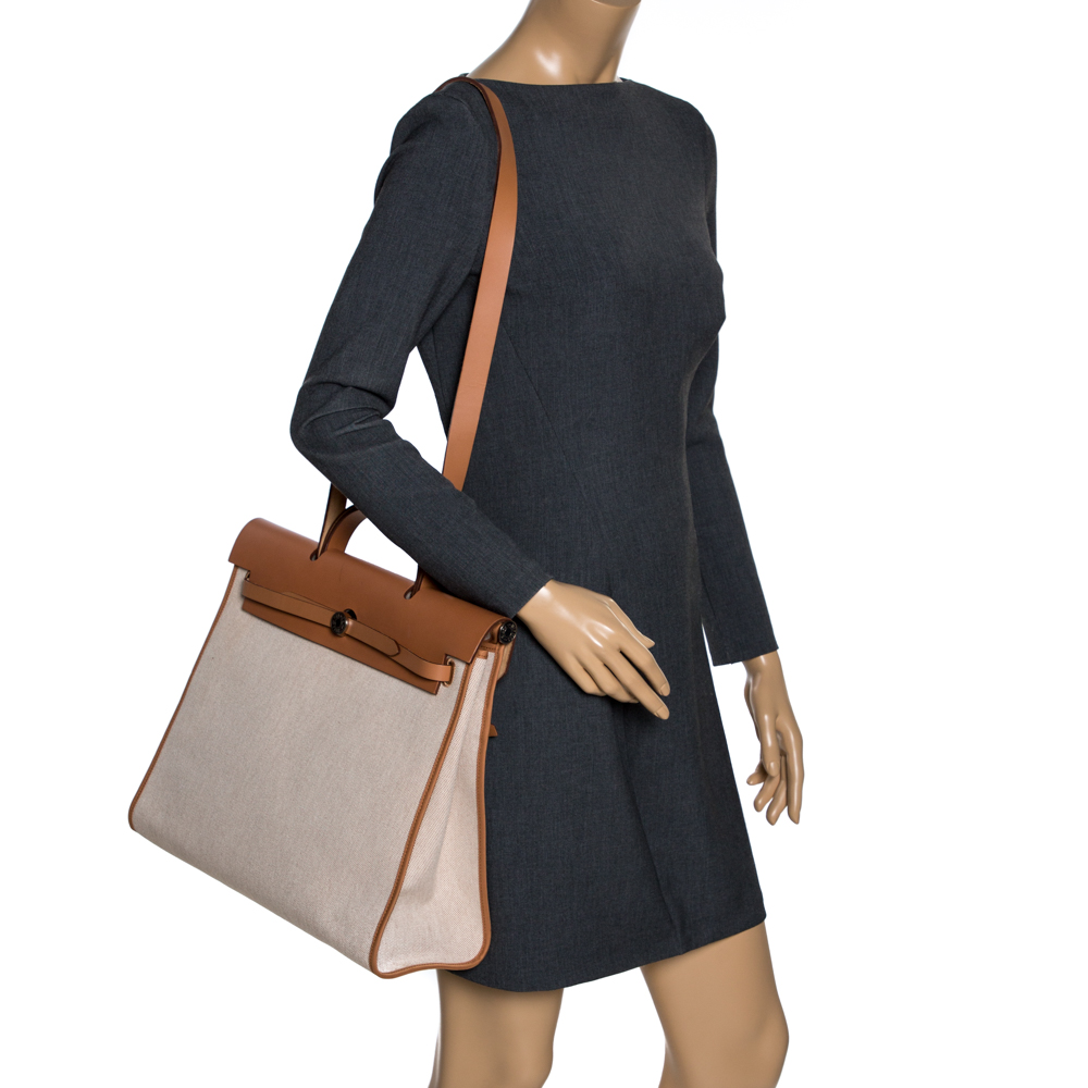

Hermes Natural/Beige Canvas and Leather Herbag Zip 39 Bag