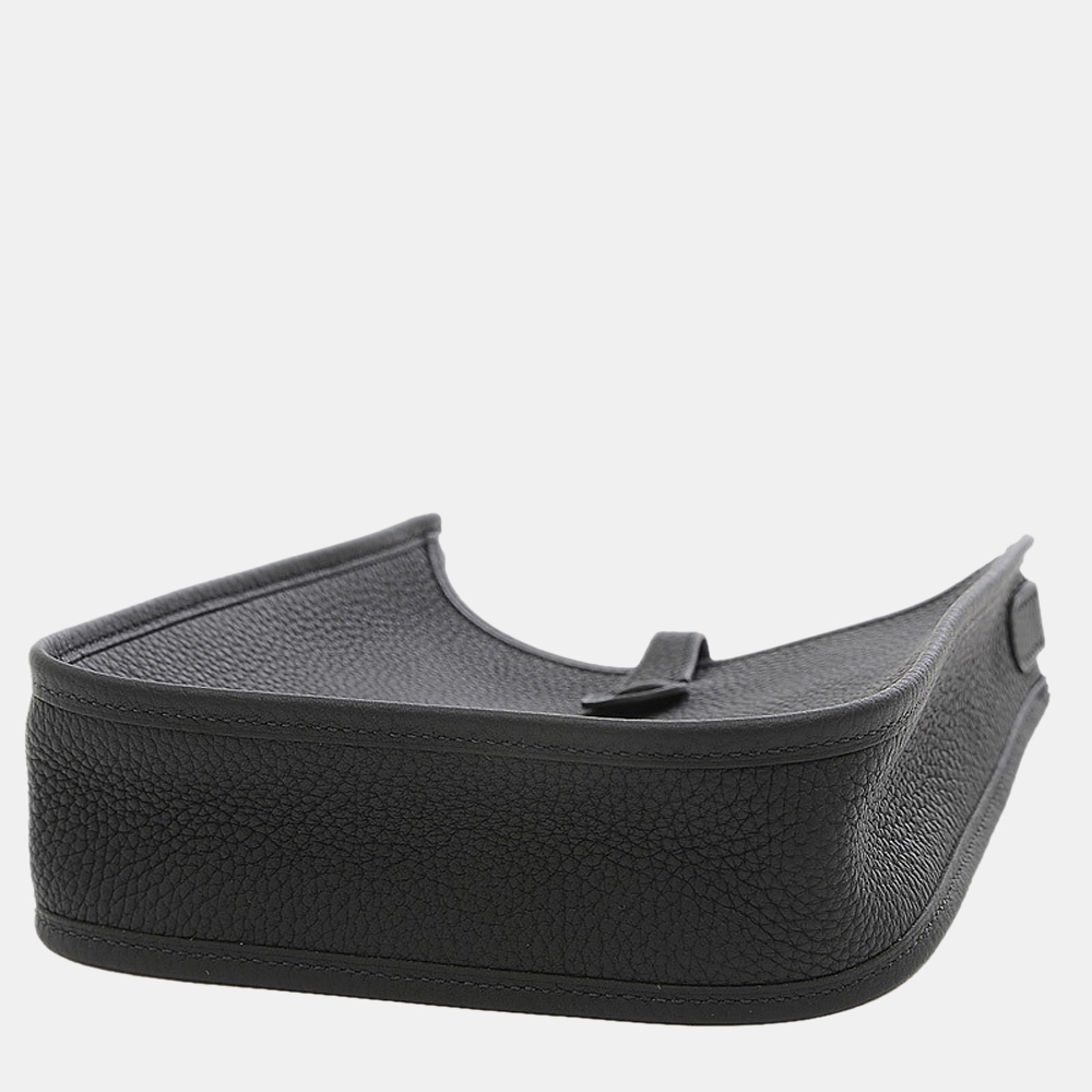 

Hermes Evelyn TPM Amazon Taurillon Clemence Black D Engraved