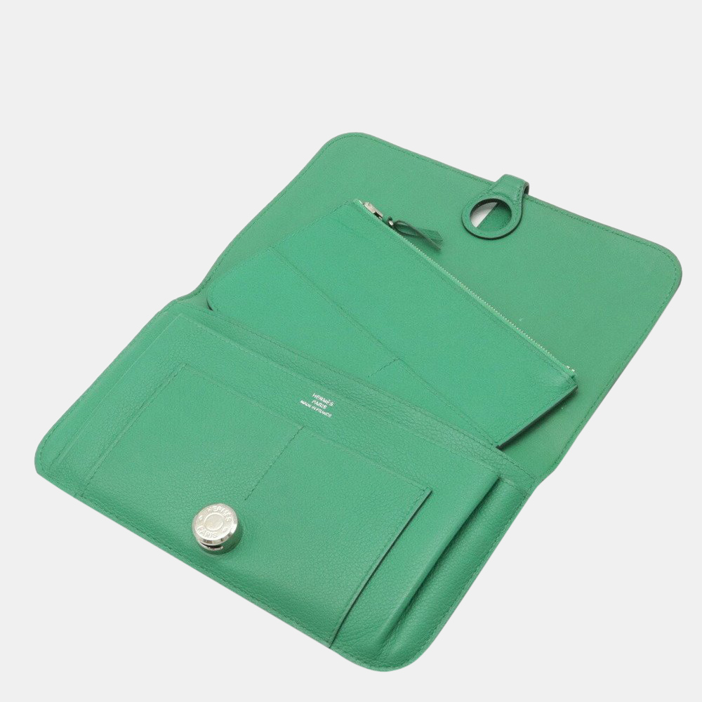 

Hermes Dogon Duo GM Bifold Long Wallet Leather Veil Vertigo Green A Engraved 065732CK