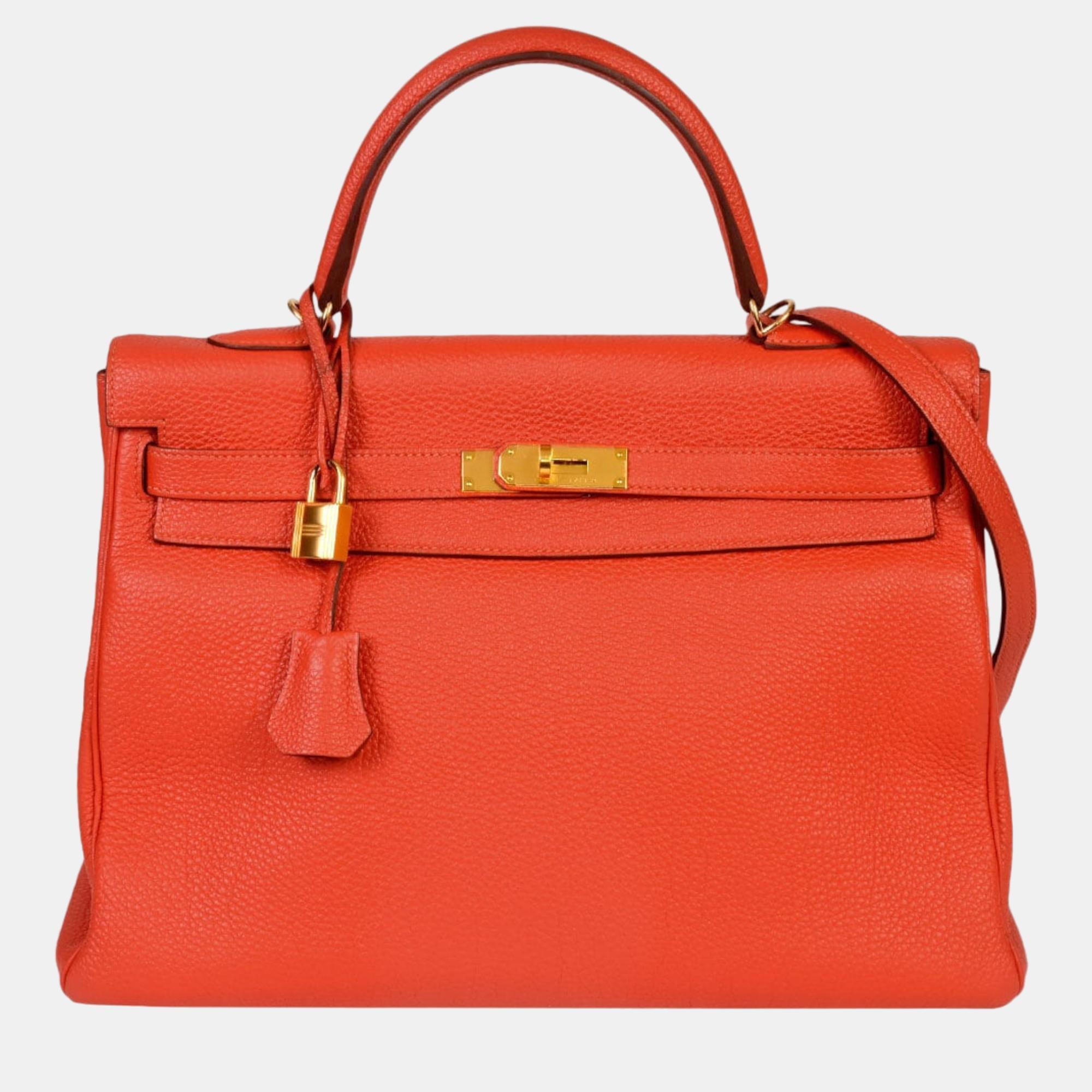 

Hermes Kelly 35 Inner Sewing Capucines Togo Q Engraved (manufactured in 2013) Handbag, Red