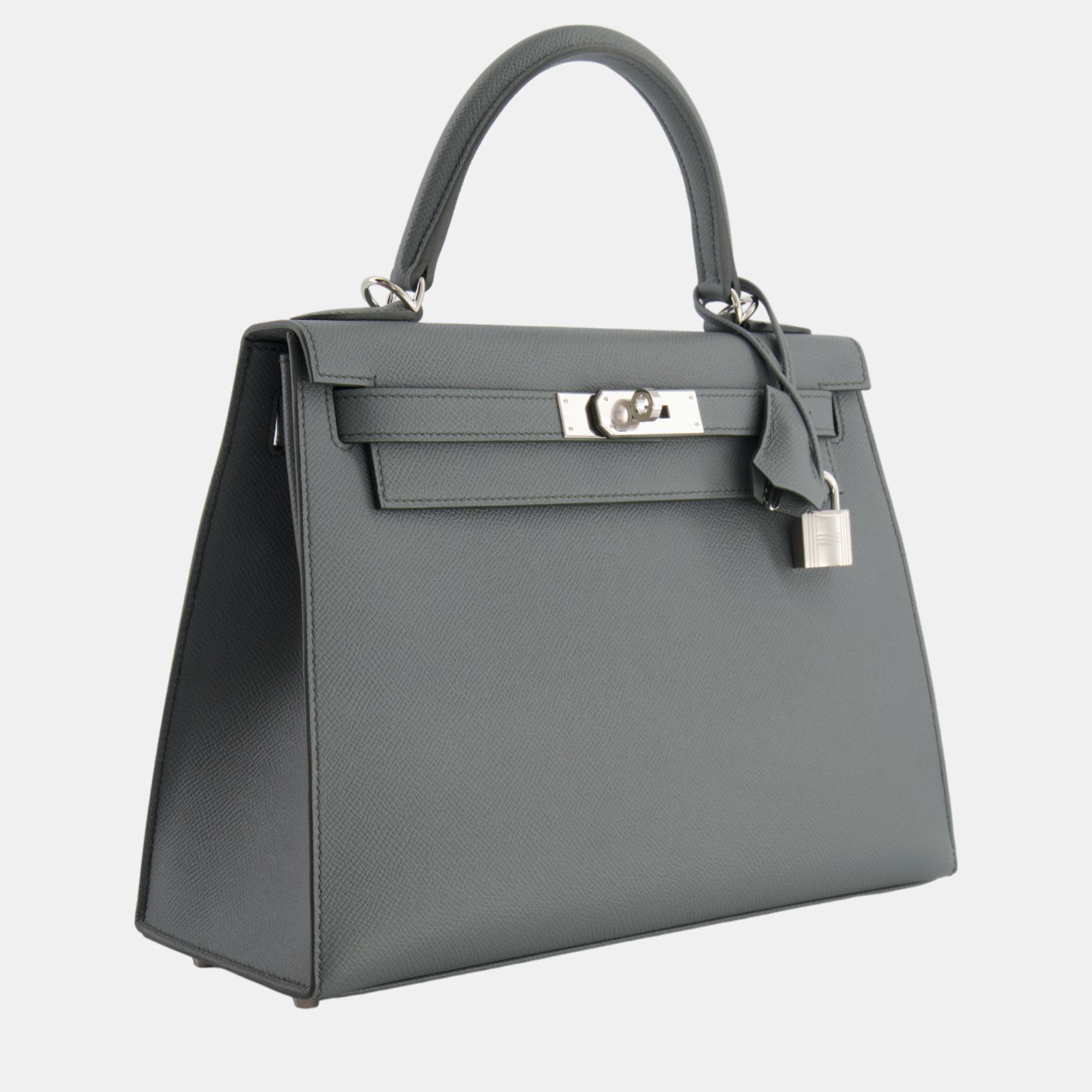 

Hermes Kelly Bag  in Vert Amande Epsom Leather with Palladium Hardware, Grey