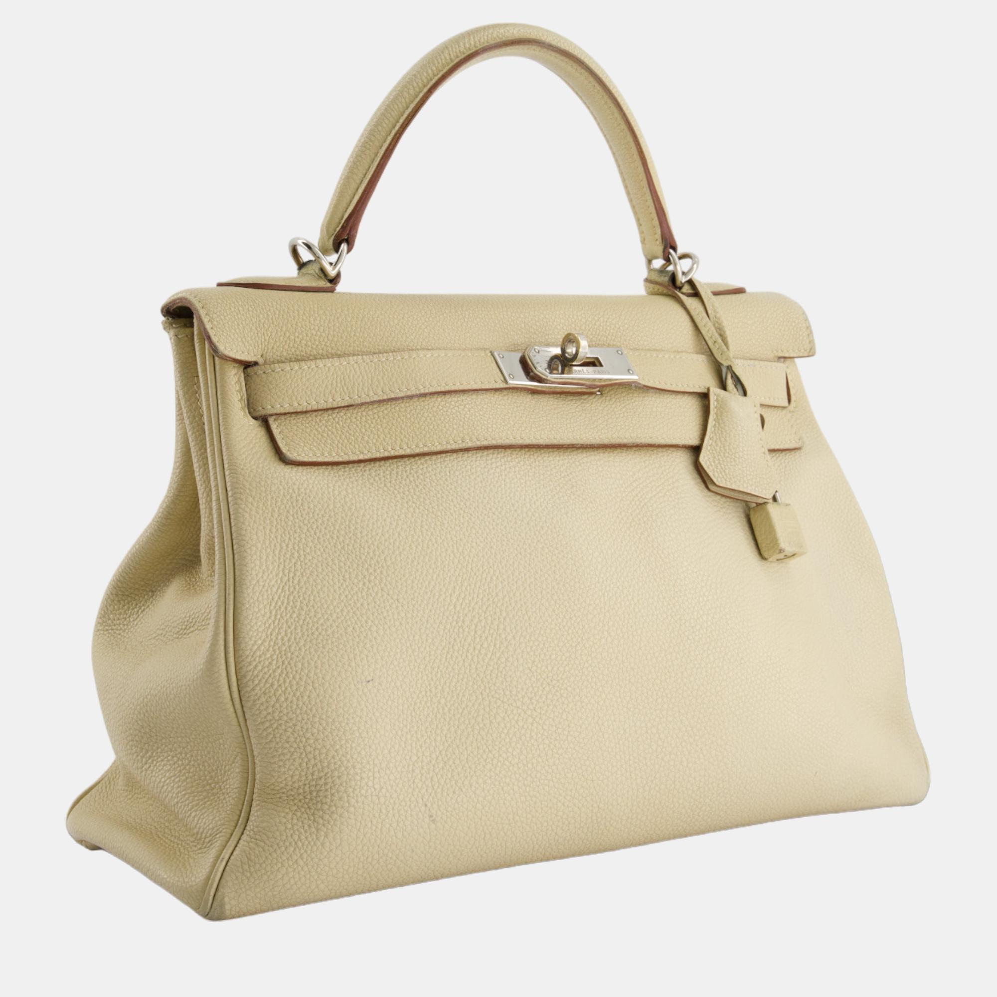 

Hermes Kelly  Bag in Parchemin Togo Leather with Palladium Hardware, Beige