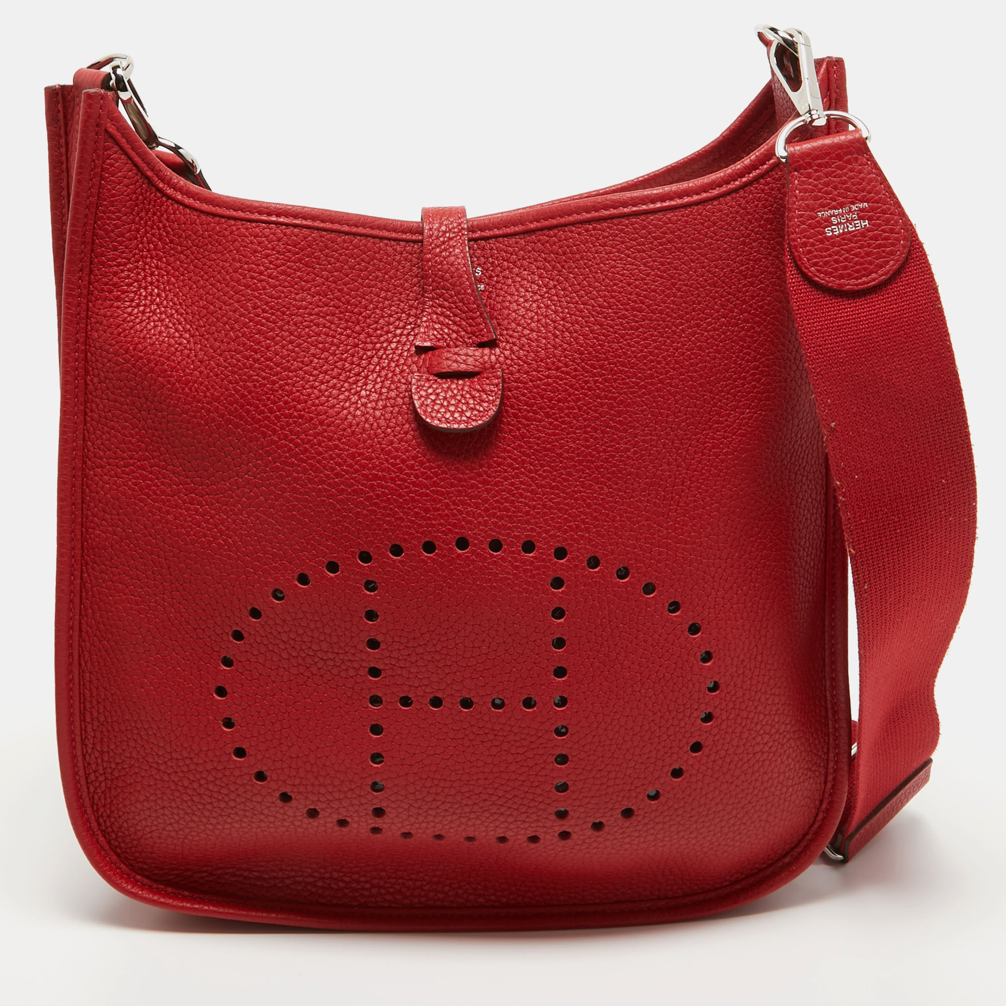 

Hermès Rouge Casaque Taurillon Clemence Leather Evelyne III PM Bag, Red