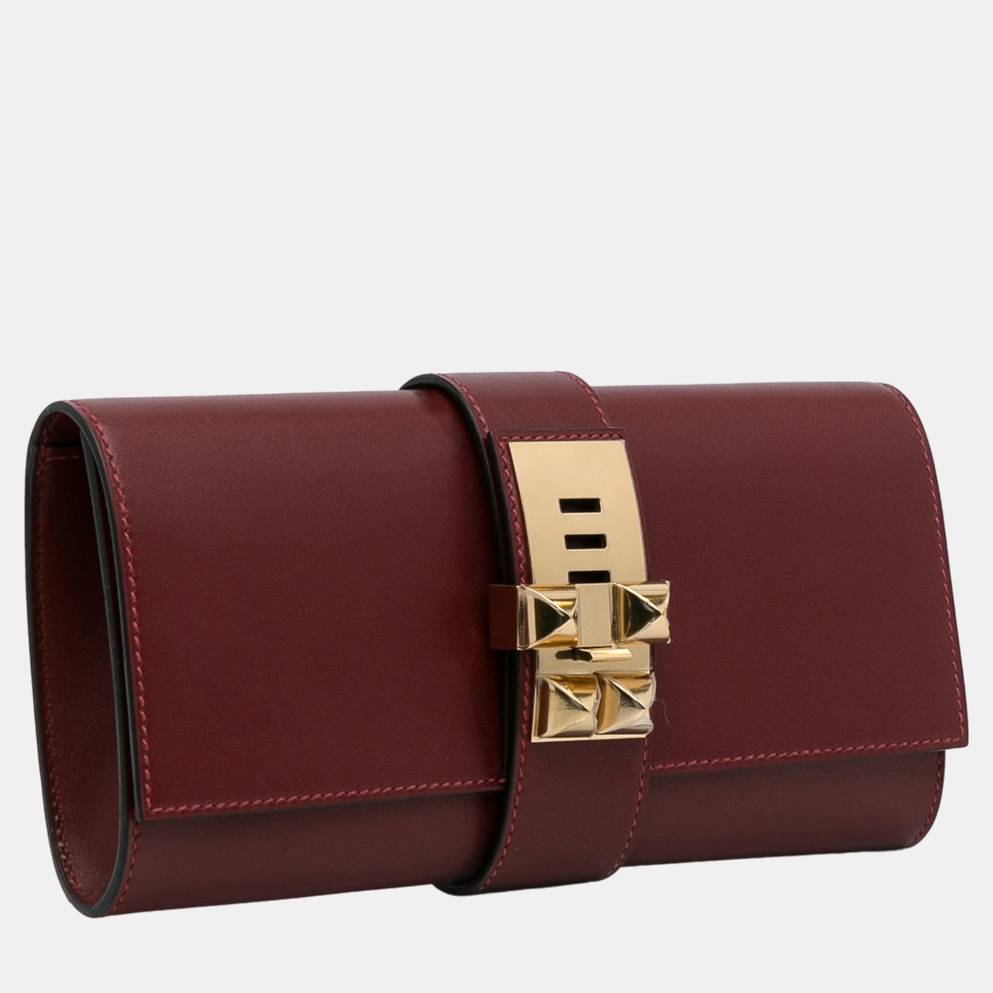 

Hermes Burgundy Box Medor 23