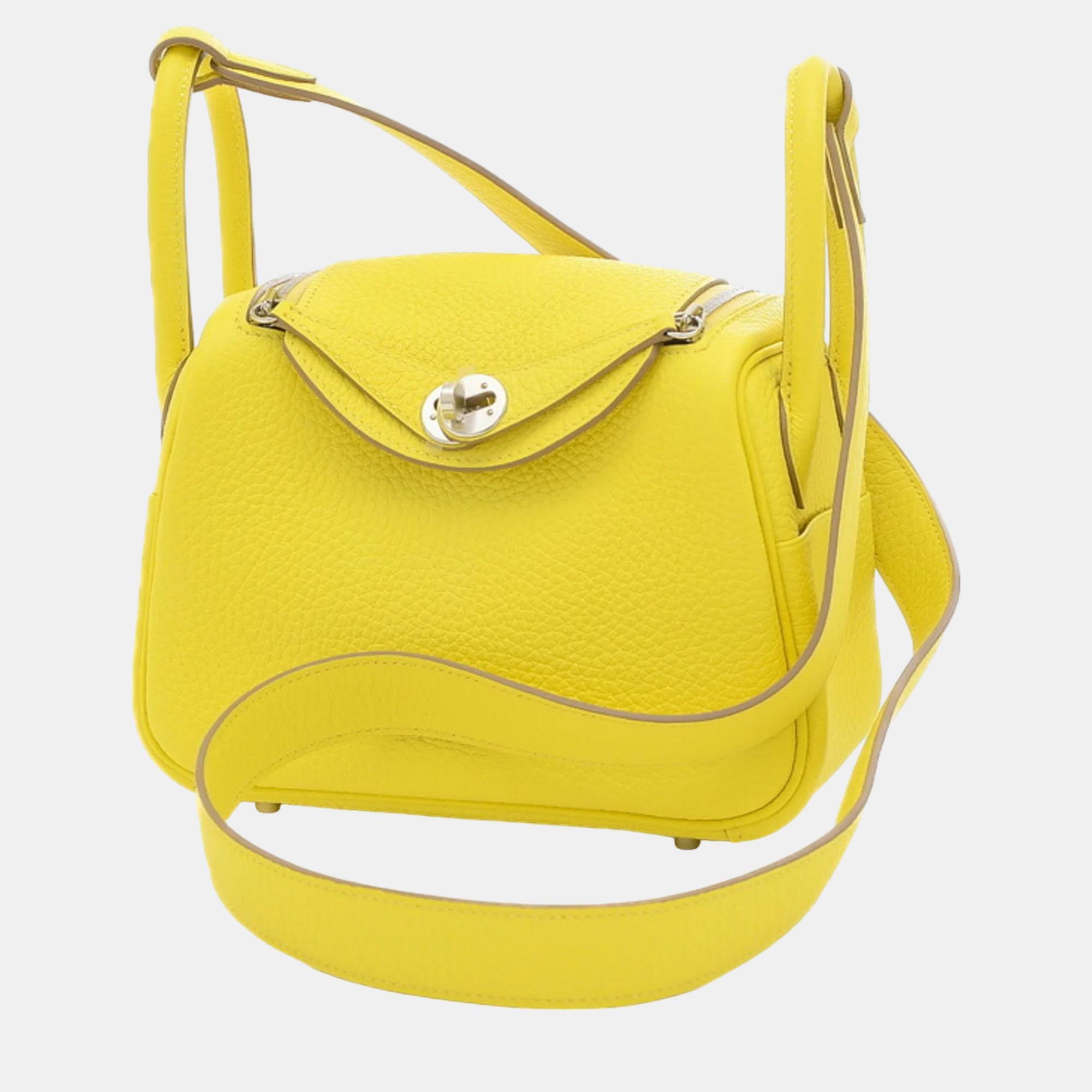 Pre-owned Hermes Lime Taurillon Clemence U Stamp Lindy Handbag In Yellow