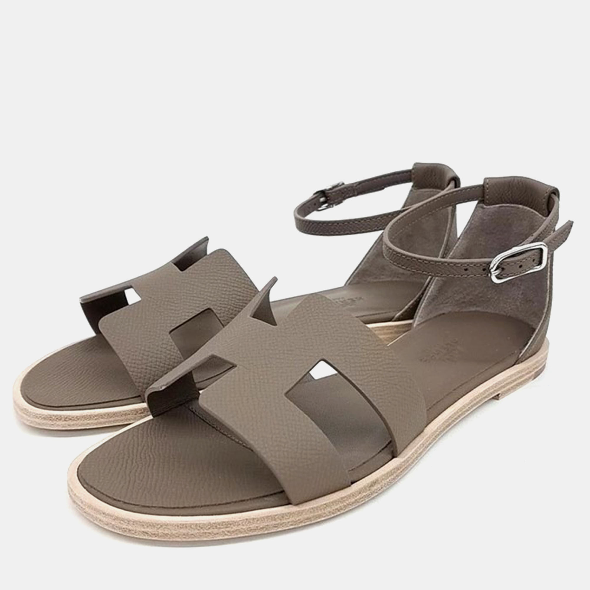 

Hermes Brown Leather Santorini sandals Size