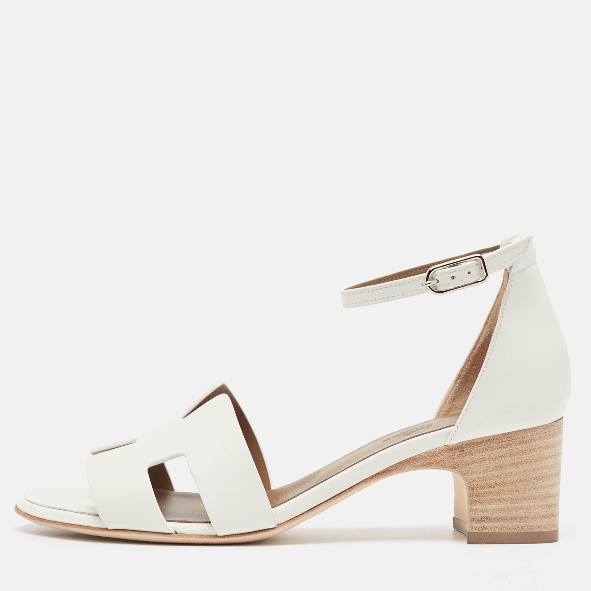 

Hemes White Leather Encens Sandals Size