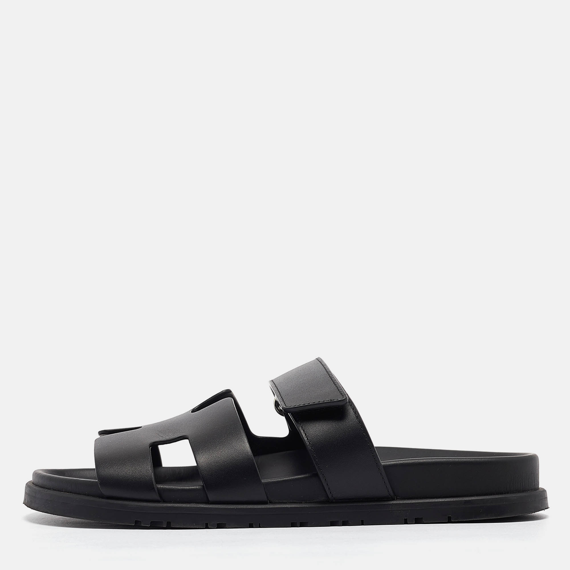 

Hermes Black Leather Chypre Sandals Size