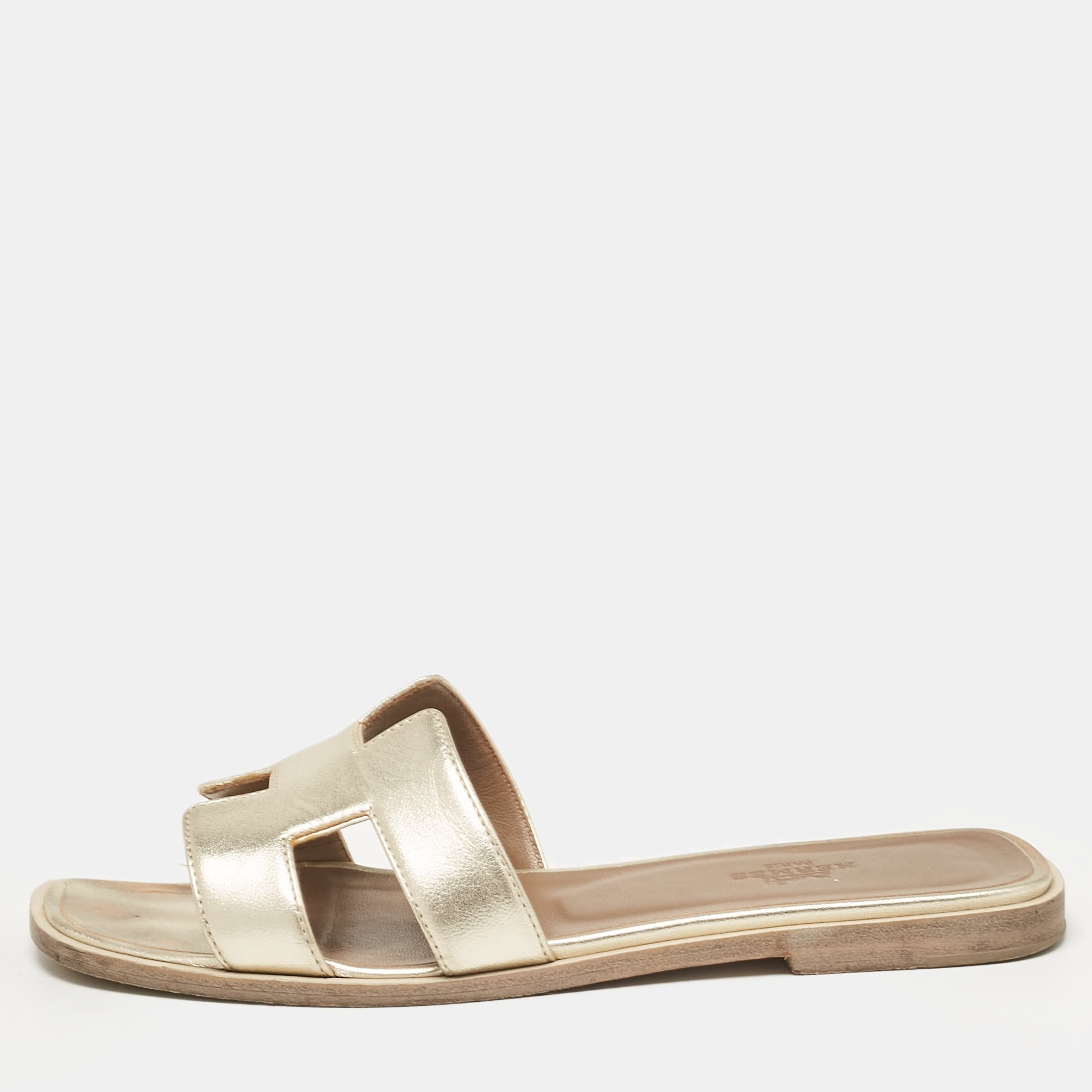 

Hermes Gold Leather Oran Flat Slides Size