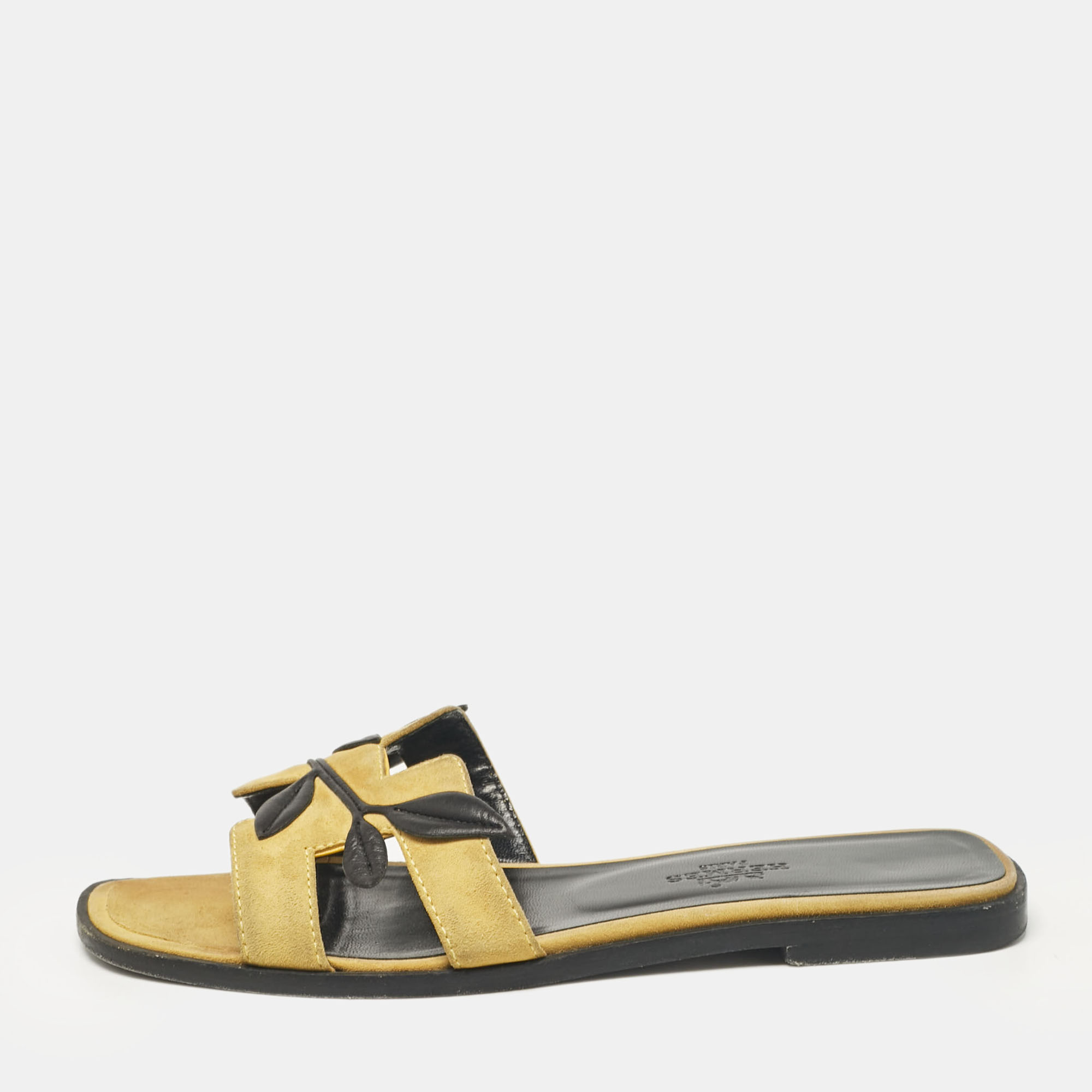 

Hermes Yellow Leather and Suede Oran Flat Slides Size