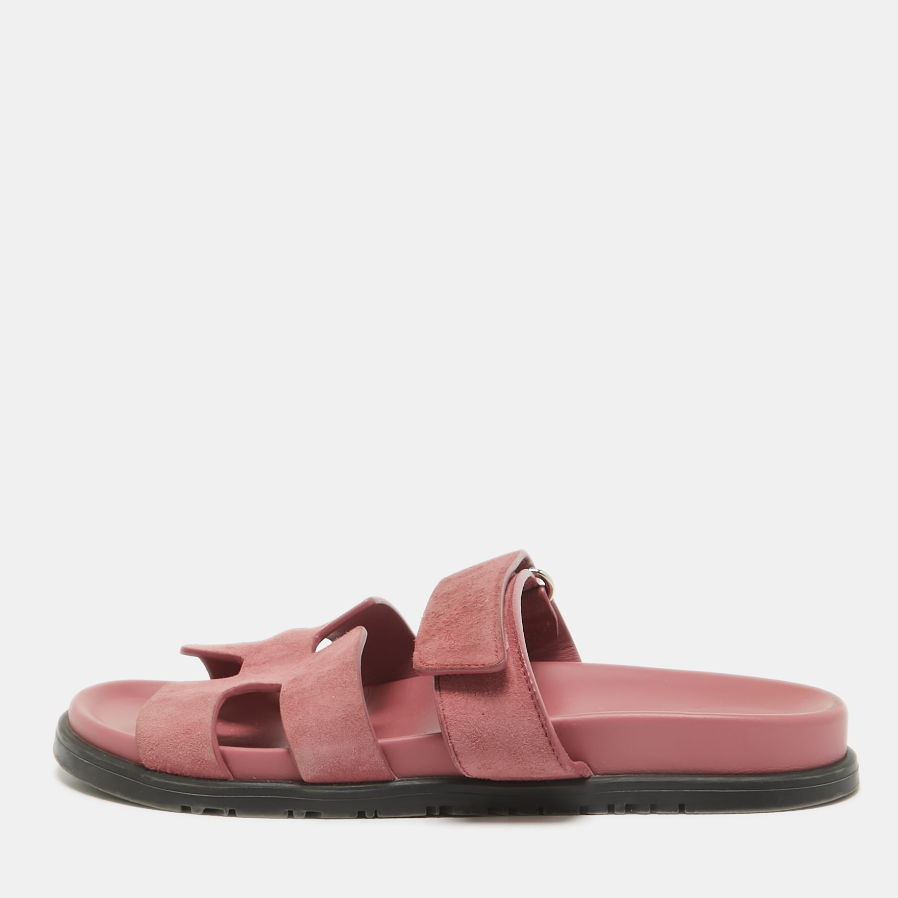 

Hermes Pink Suede Chypre Flat Slides Size