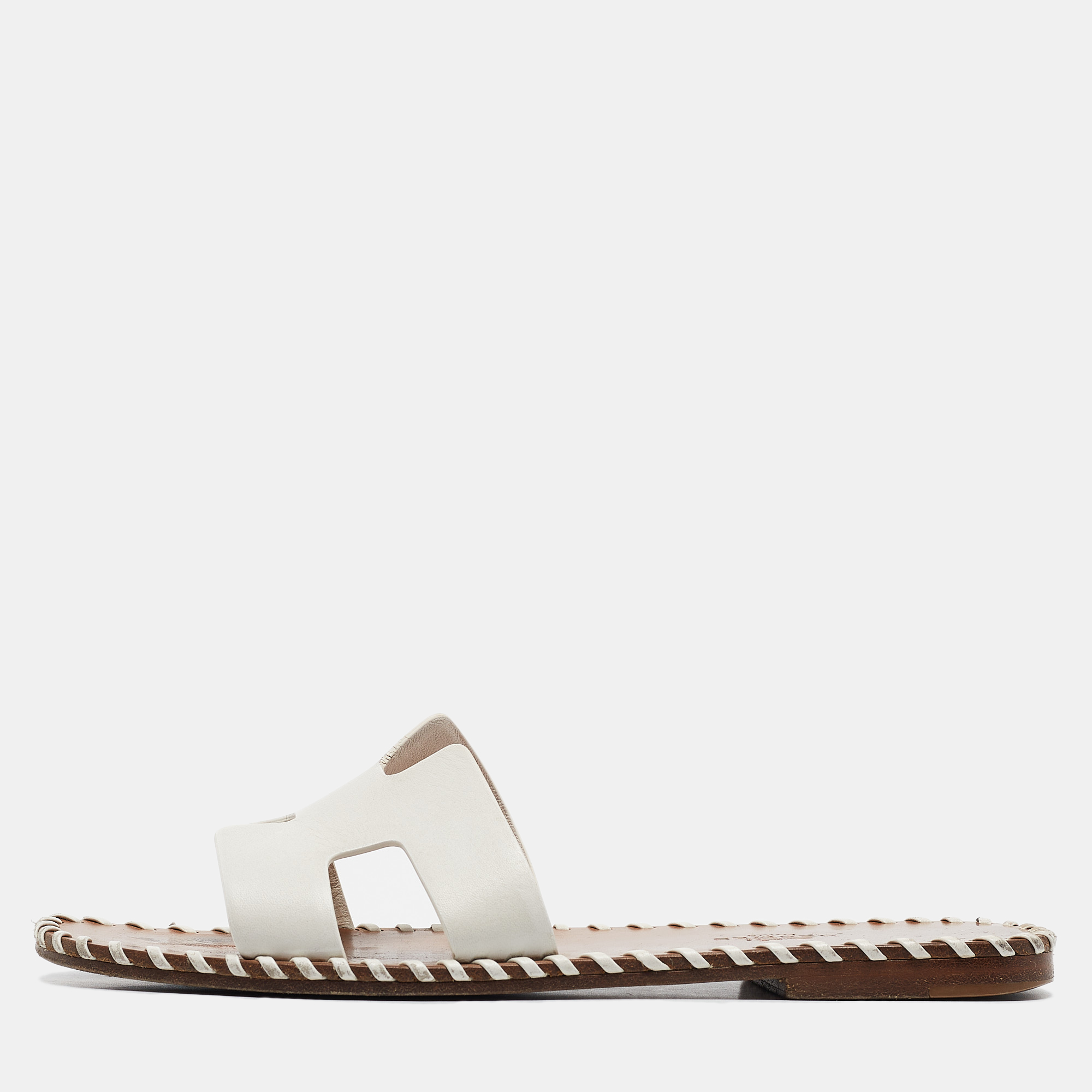 

Hermes White Leather Oran Flat Slides Size