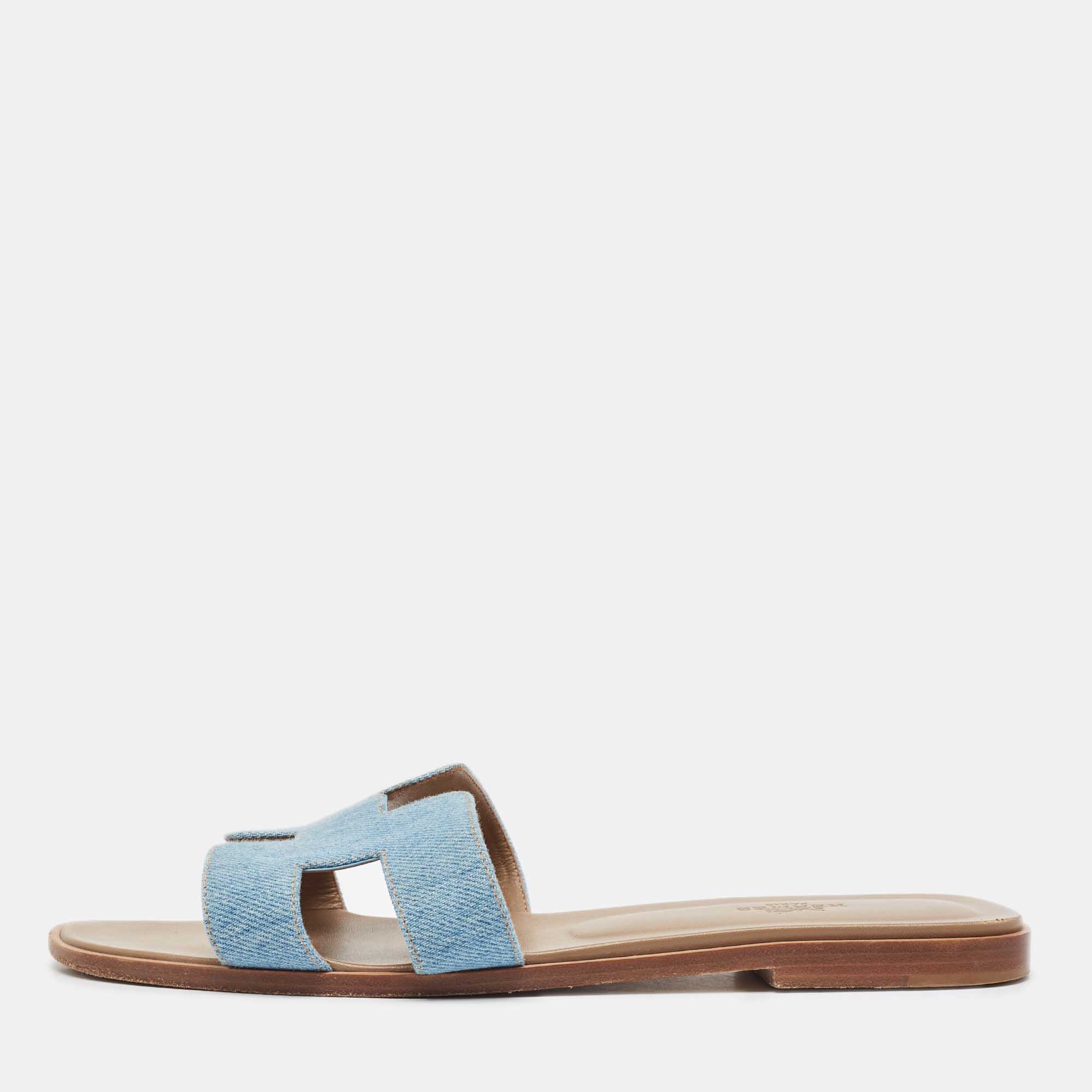 

Hermes Blue Denim Oran Flat Slides Size