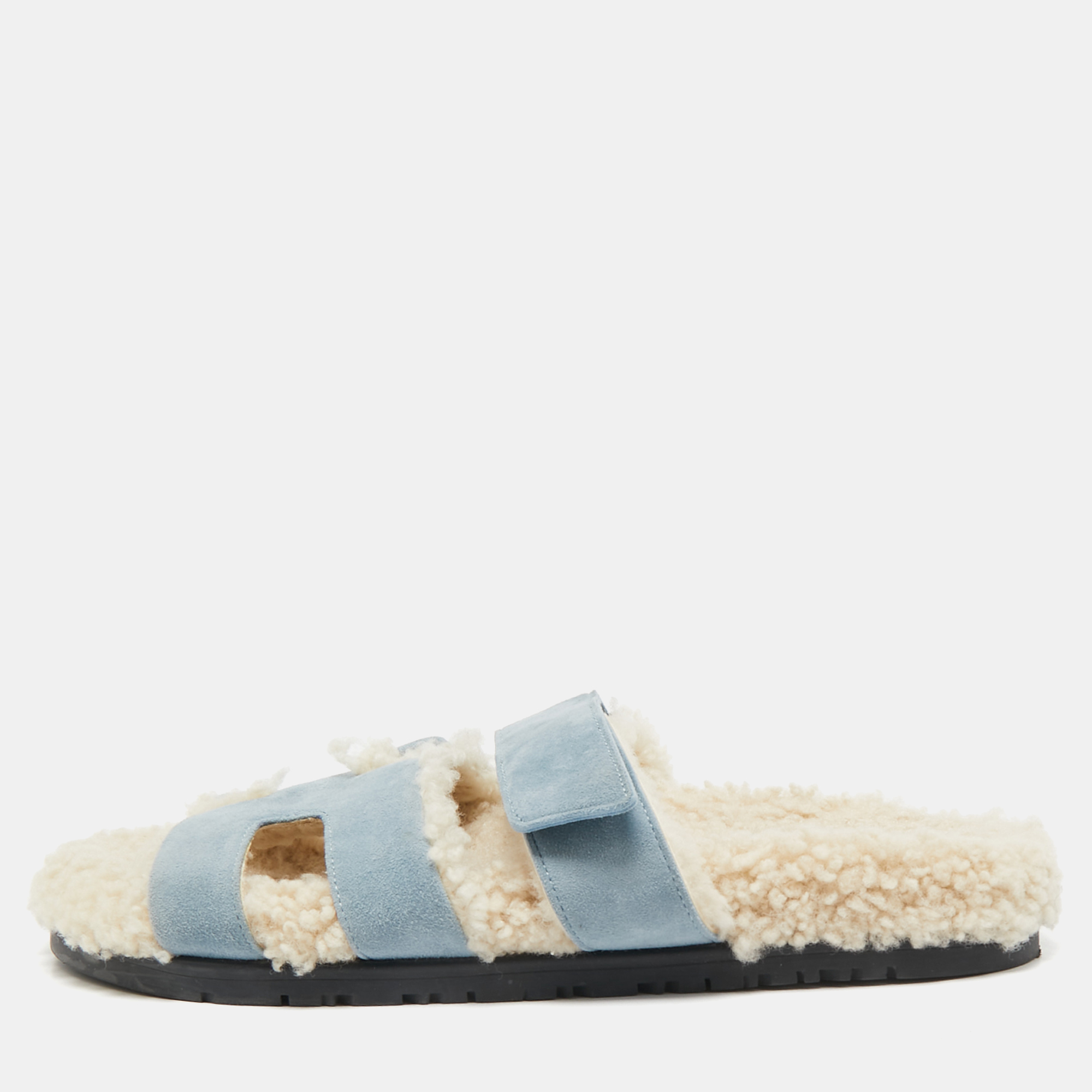 

Hermes Blue Fur and Suede Chypre Flat Sandals Size